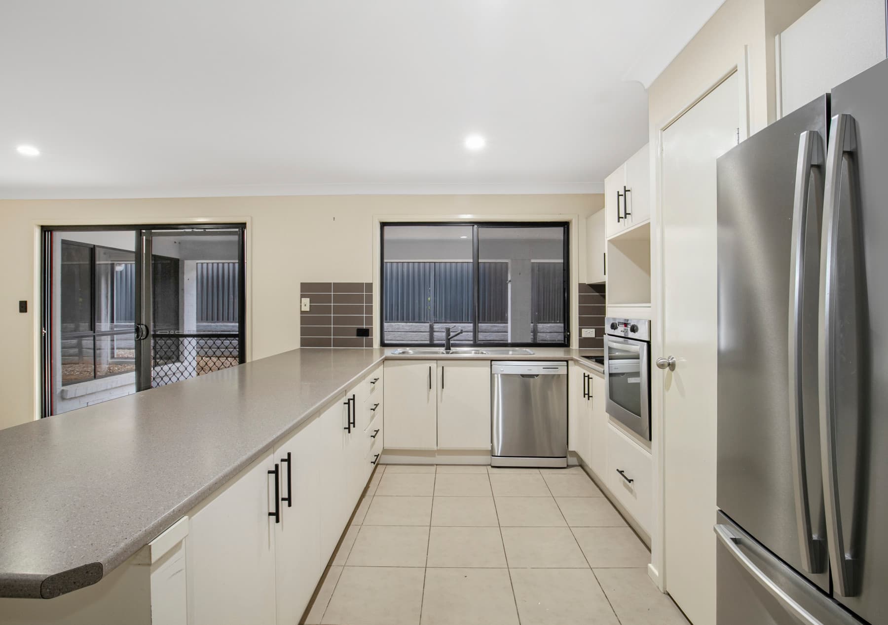 3 Barbara Court, Moggill - Thumbnail 2