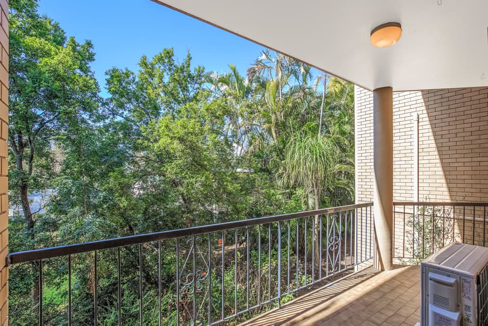 2/37 Alpha Street, Taringa - Thumbnail 4