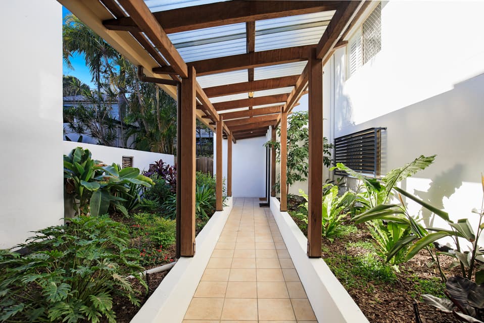 2/80 Miskin Street, Toowong - Thumbnail 2