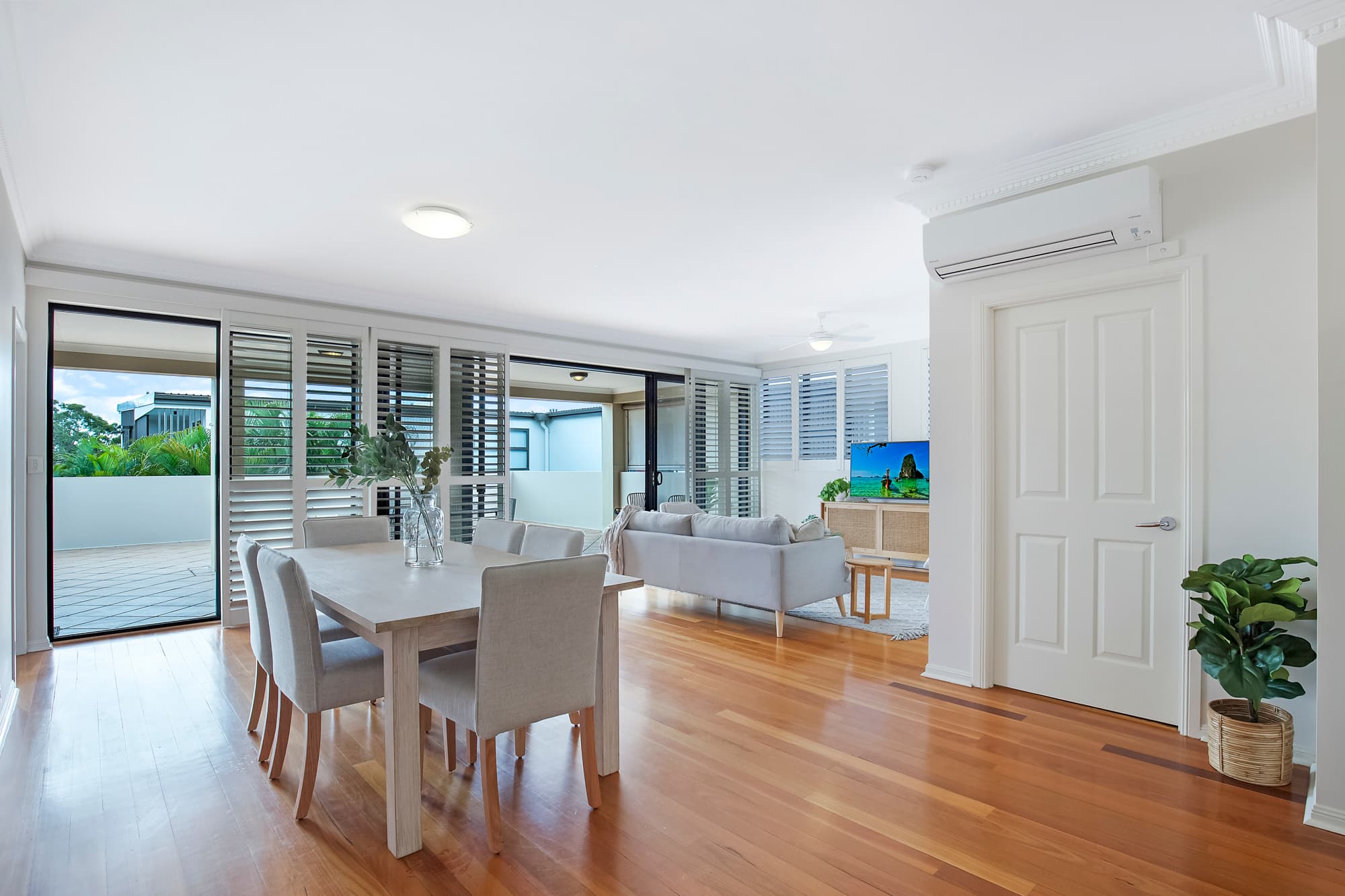 4/58 Sisley Street, St Lucia - Thumbnail 2