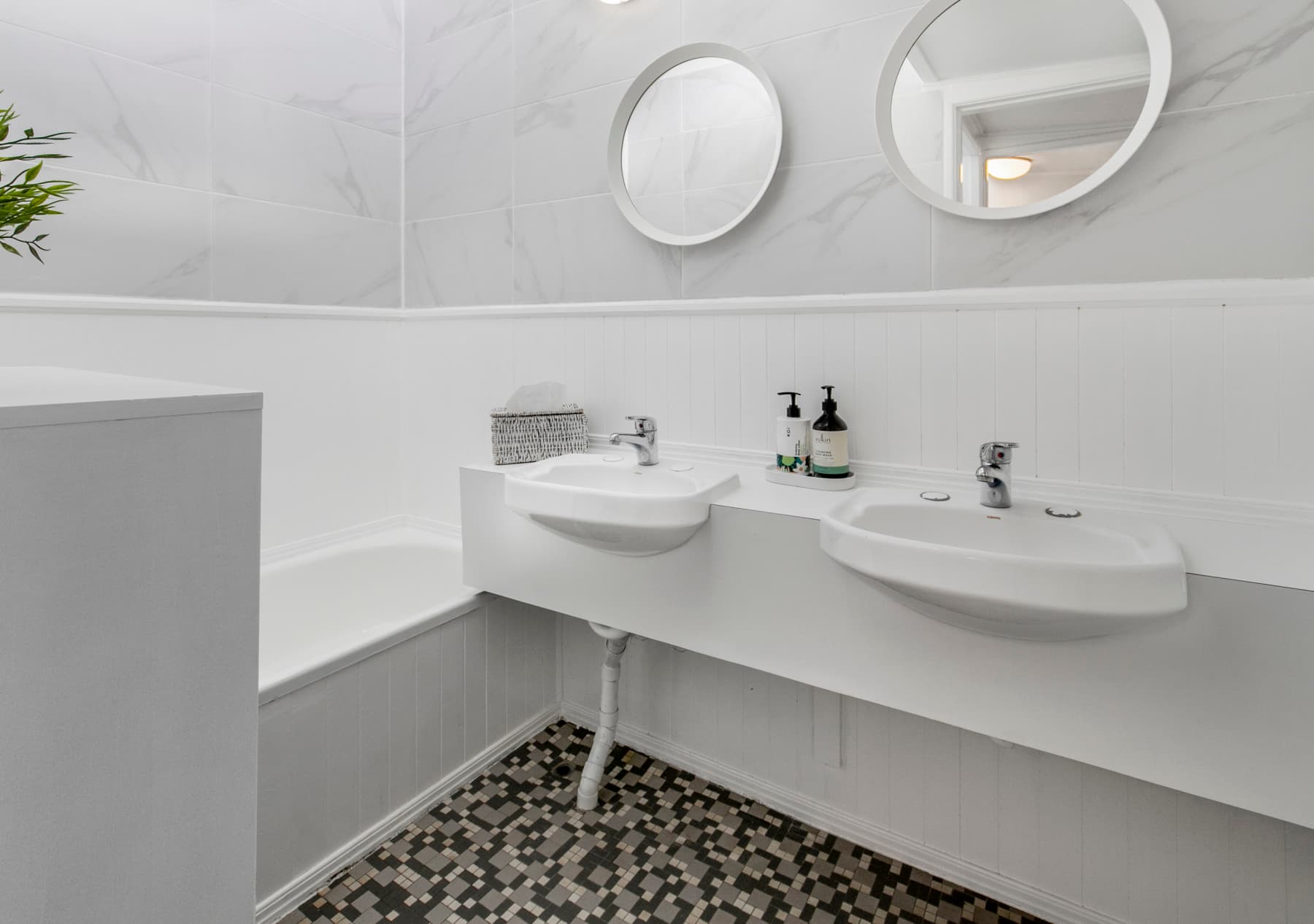 65 Kenmore Road, Kenmore - Thumbnail 8