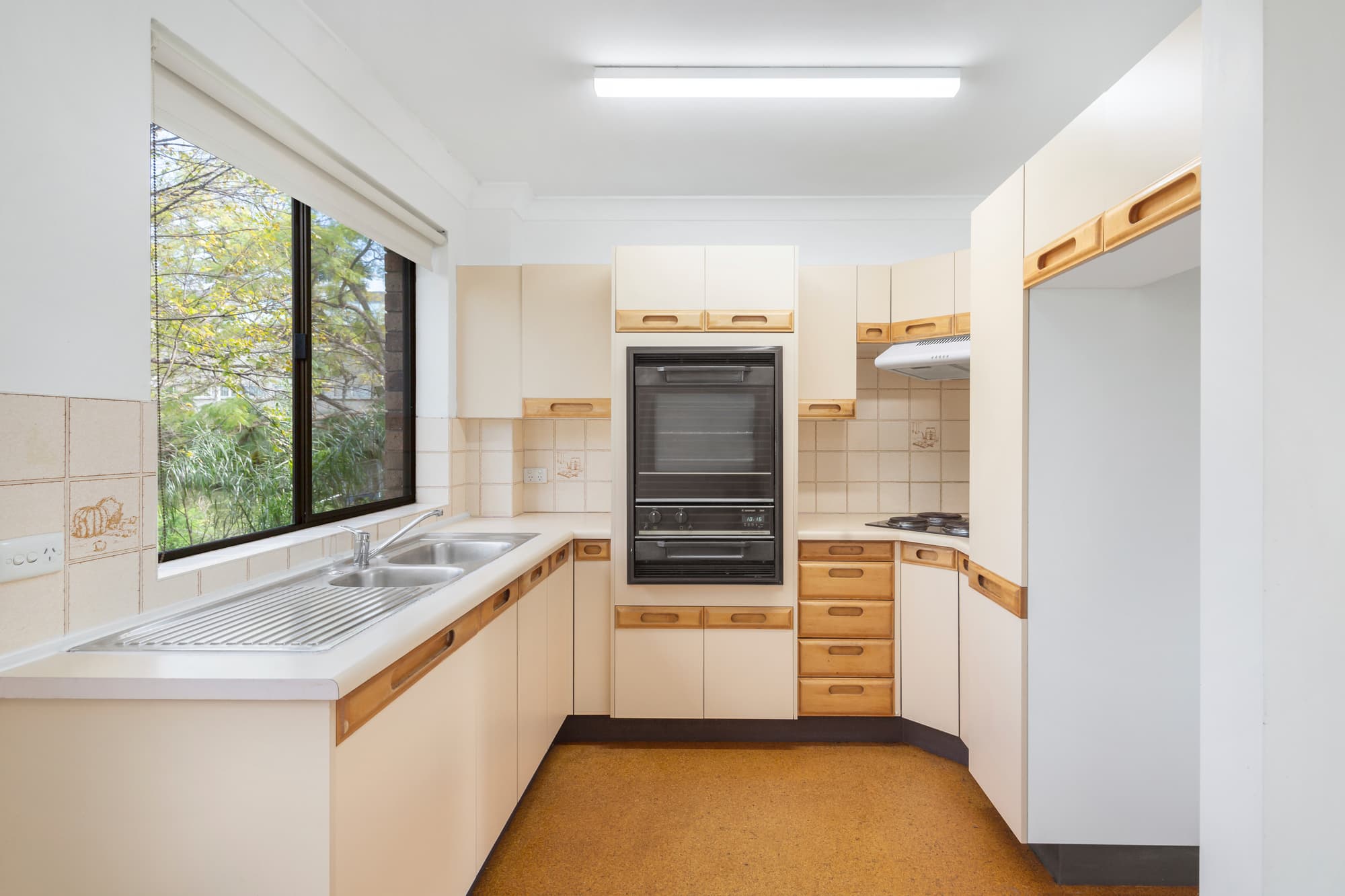 1/10 Cadell Street, Toowong - Thumbnail 5
