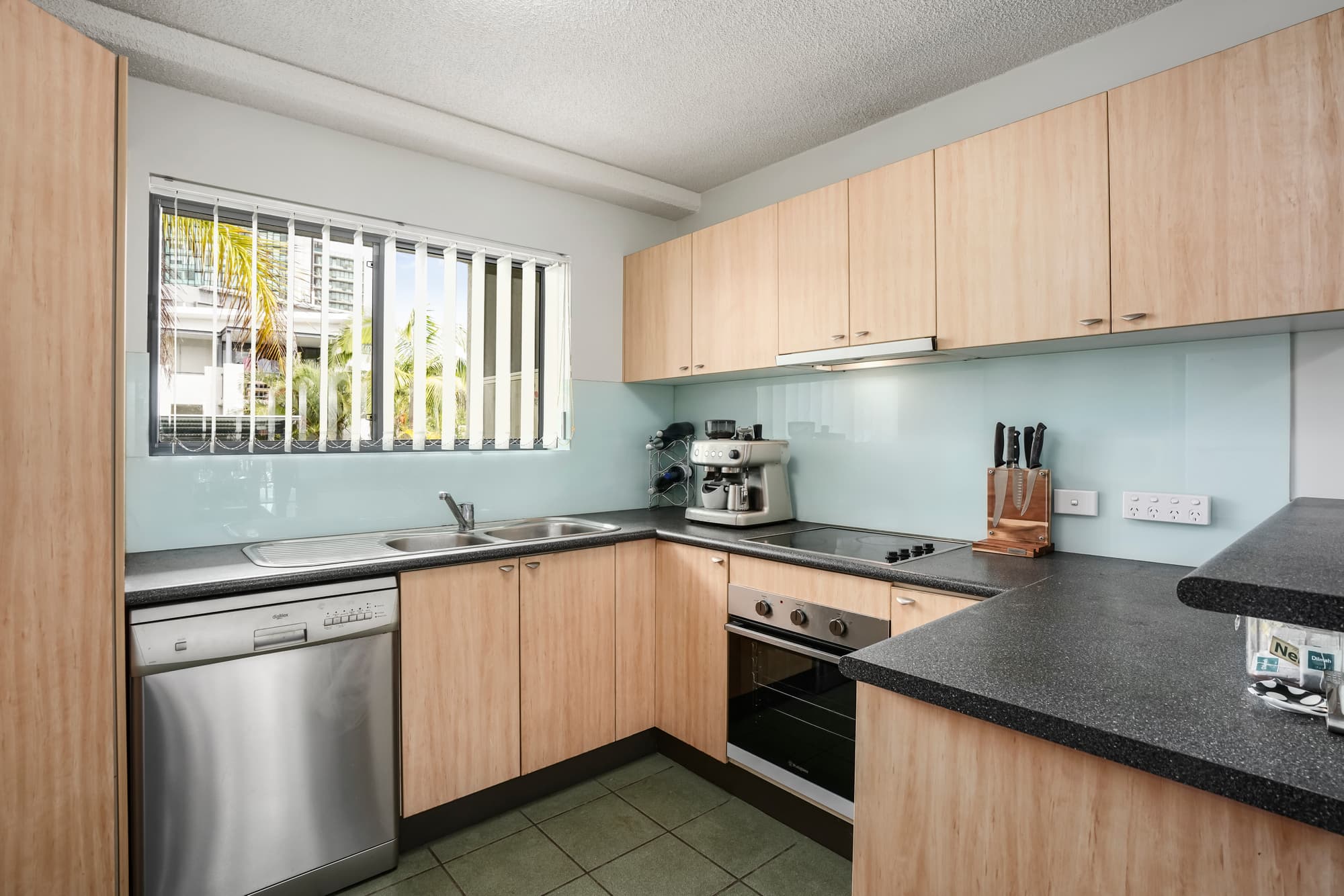 41/7 Landsborough Te..., Toowong - Thumbnail 5