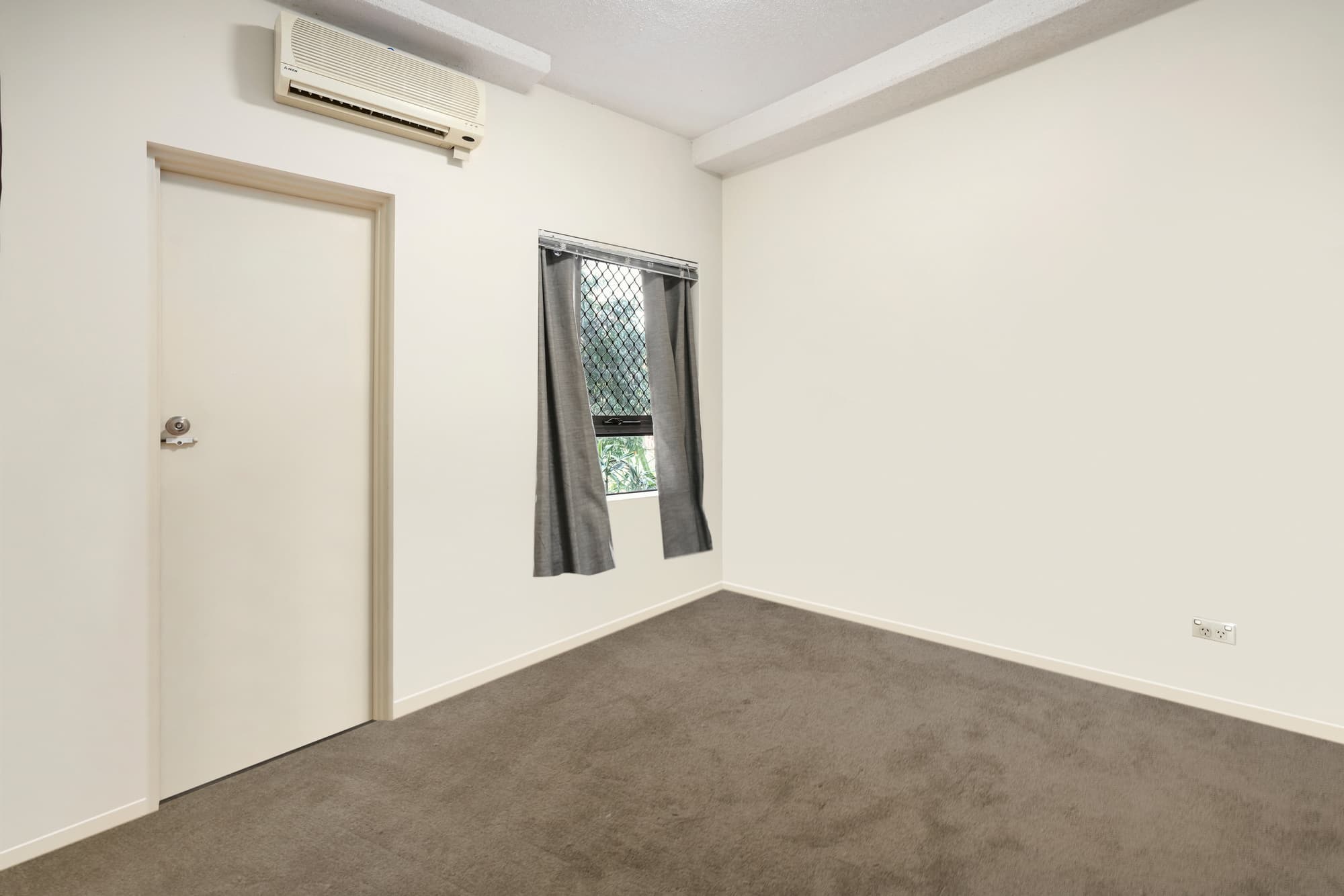 5/7 Landsborough Ter..., Toowong - Thumbnail 4