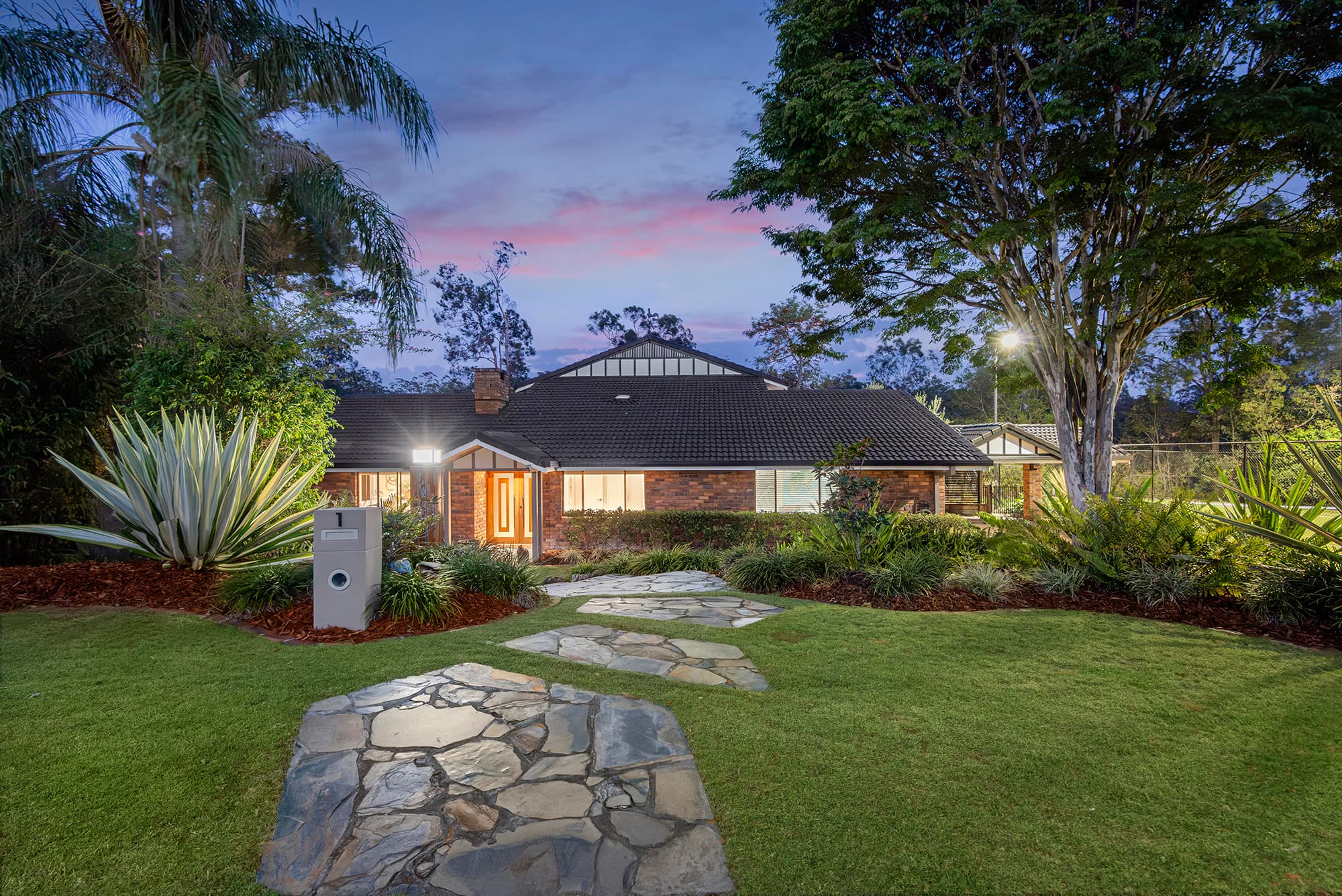 1 Nankin Street, Fig Tree Pocket - Thumbnail 2