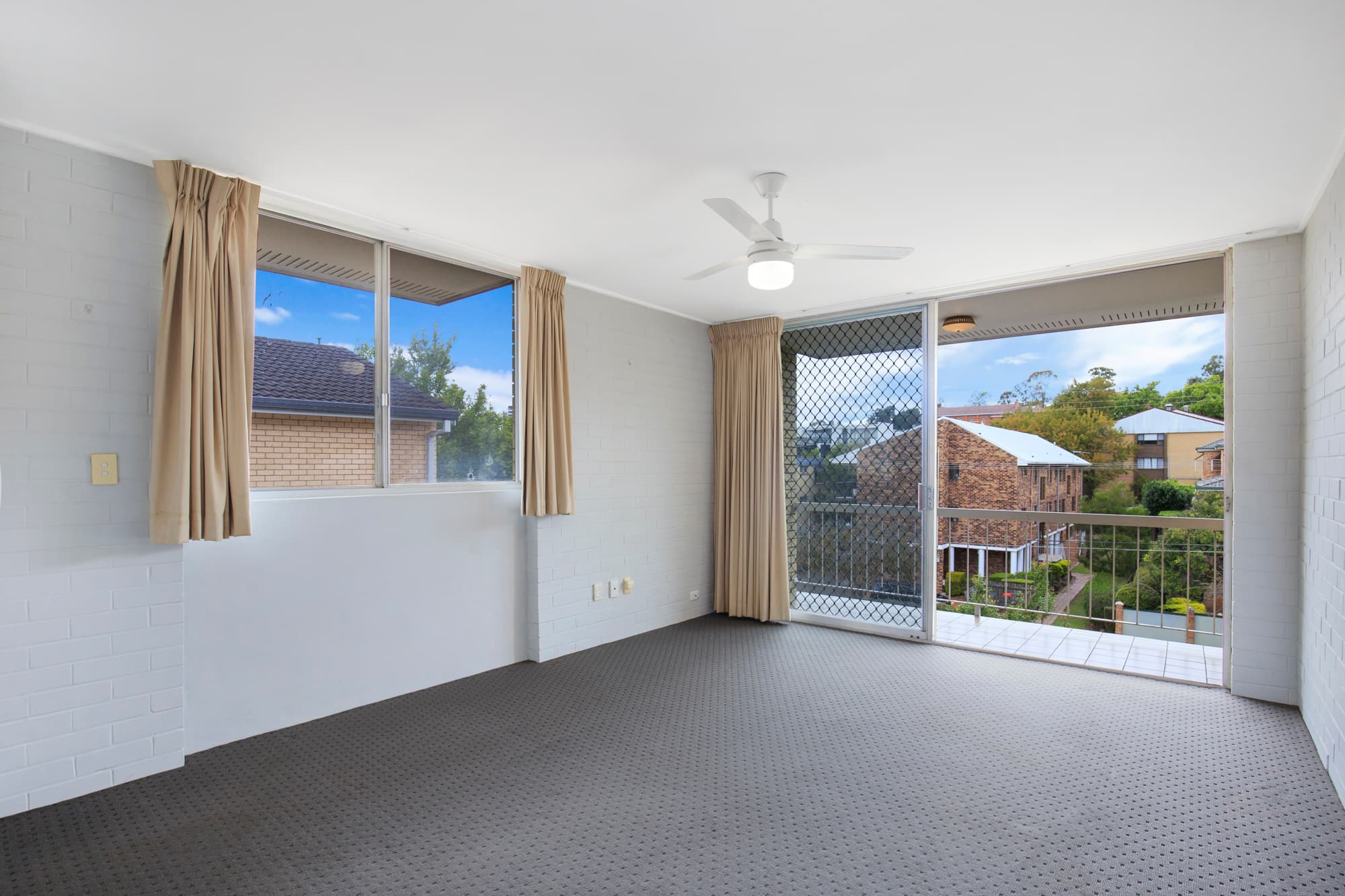 4/57 Maryvale Street, Toowong - Image 1
