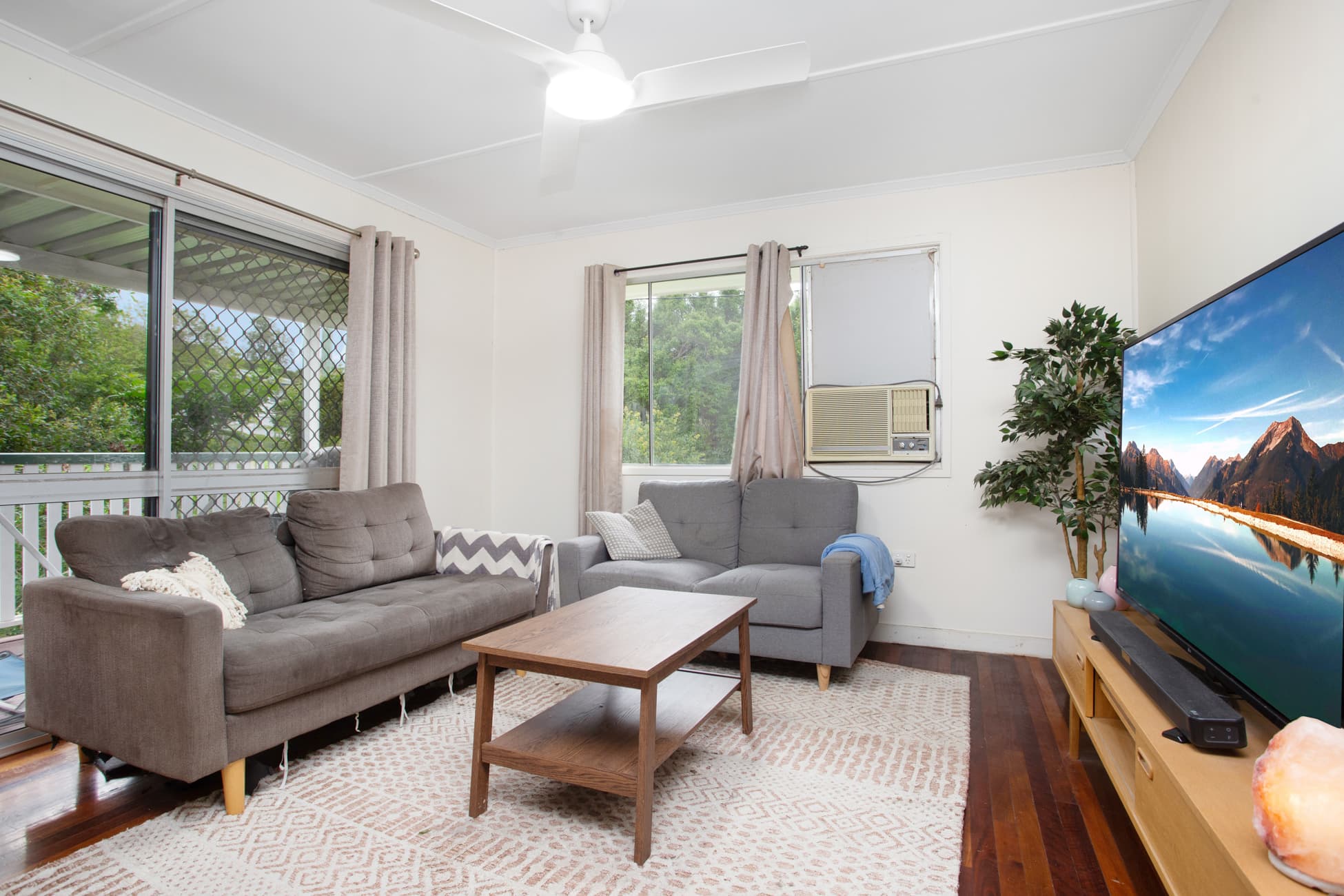 126 Douglas Street, Oxley - Thumbnail 2
