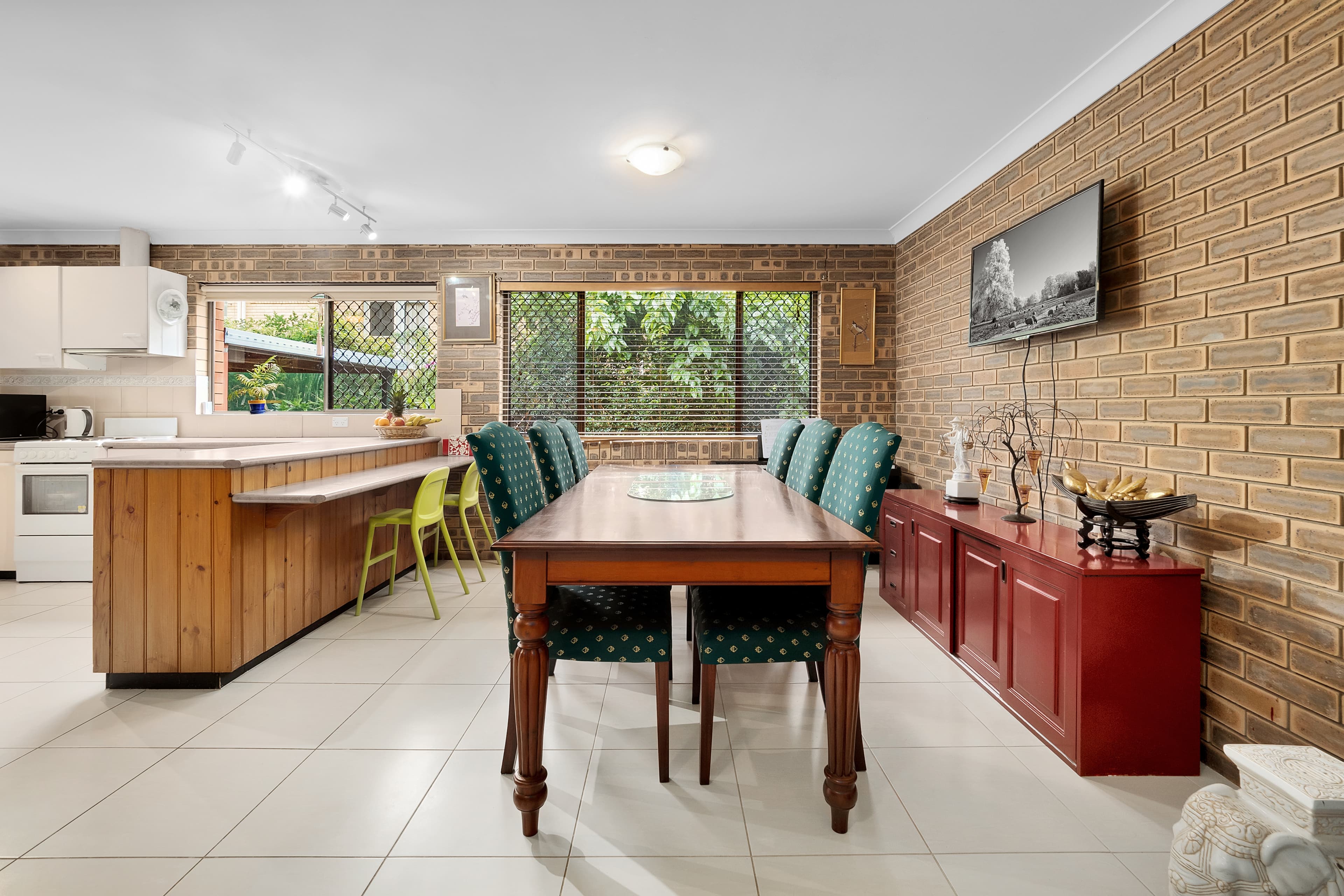 8 Kimba Street, Chapel Hill - Thumbnail 6
