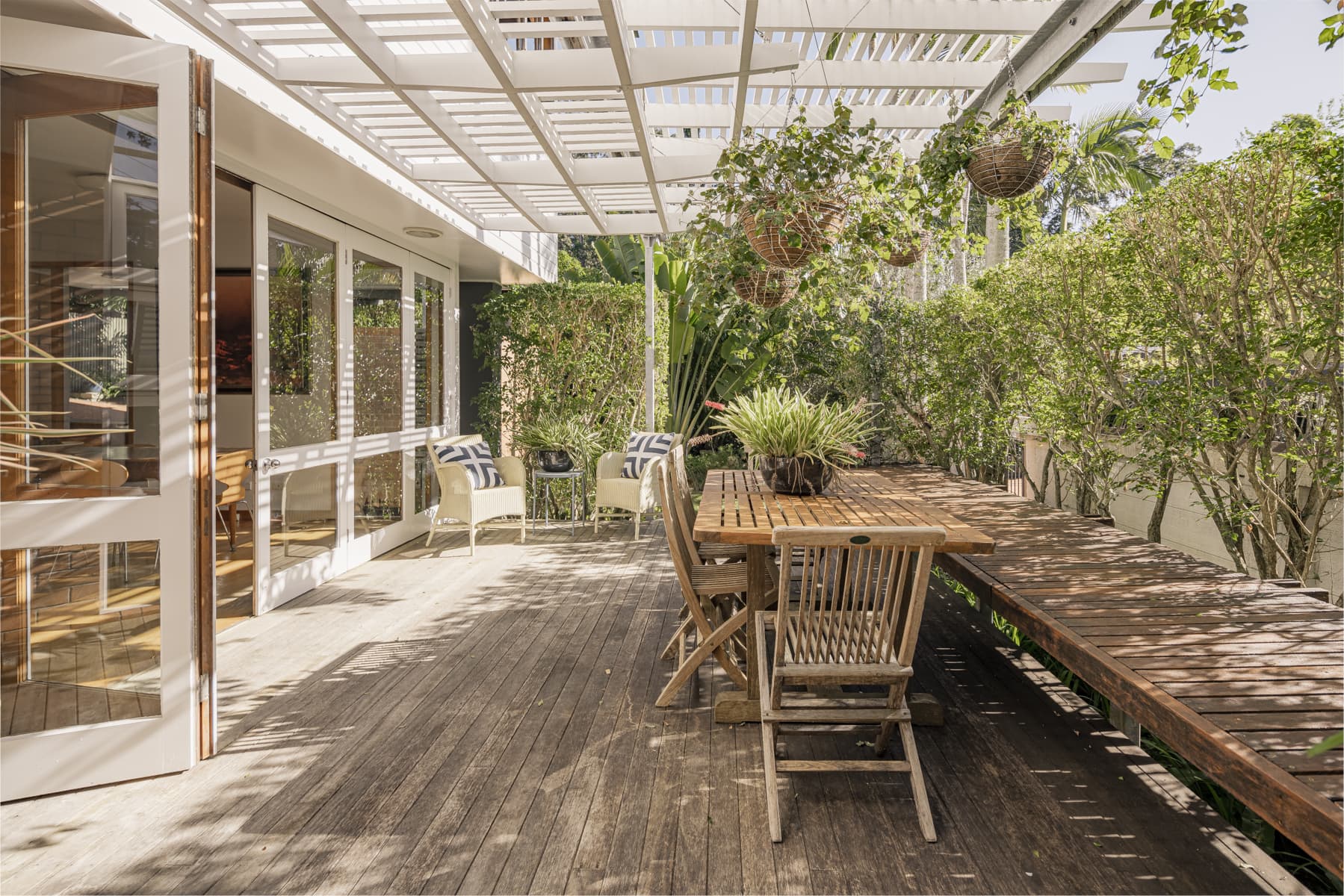 71 Gilgandra Street, Indooroopilly - Thumbnail 2