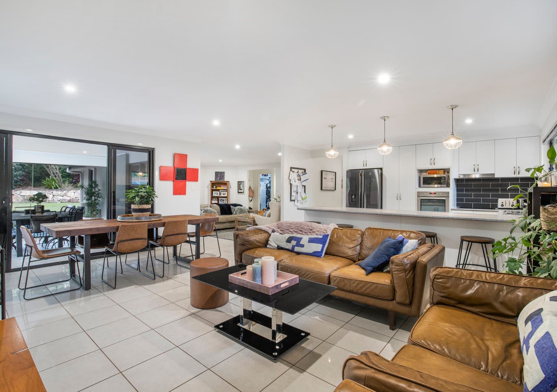 22 Corymbia Crescent, Anstead - Thumbnail 2