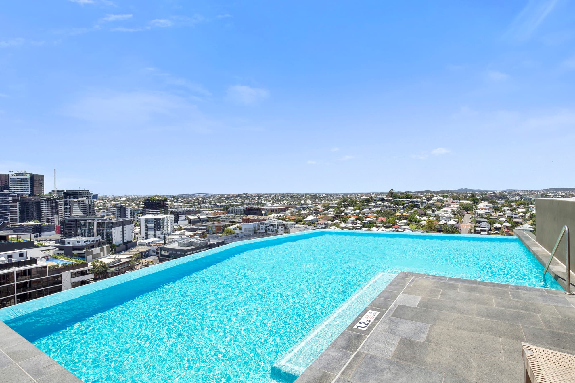 207/7 Chester Street, Newstead - Thumbnail 2