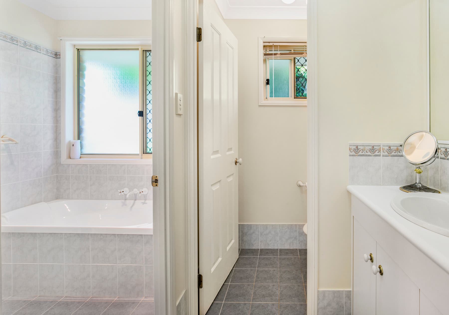 9 Volterra Place, Moggill - Thumbnail 5