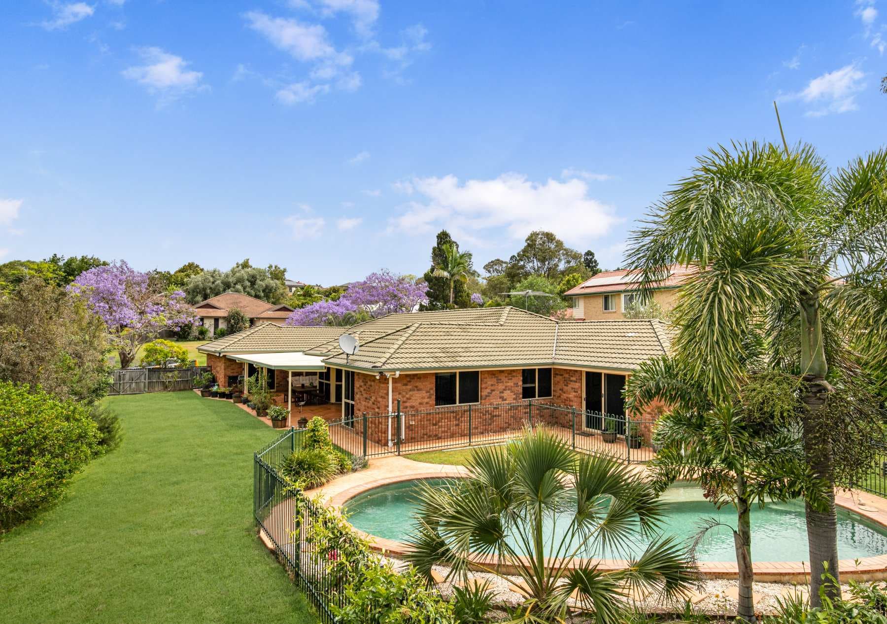 48 Pine County Place, Bellbowrie - Image 1