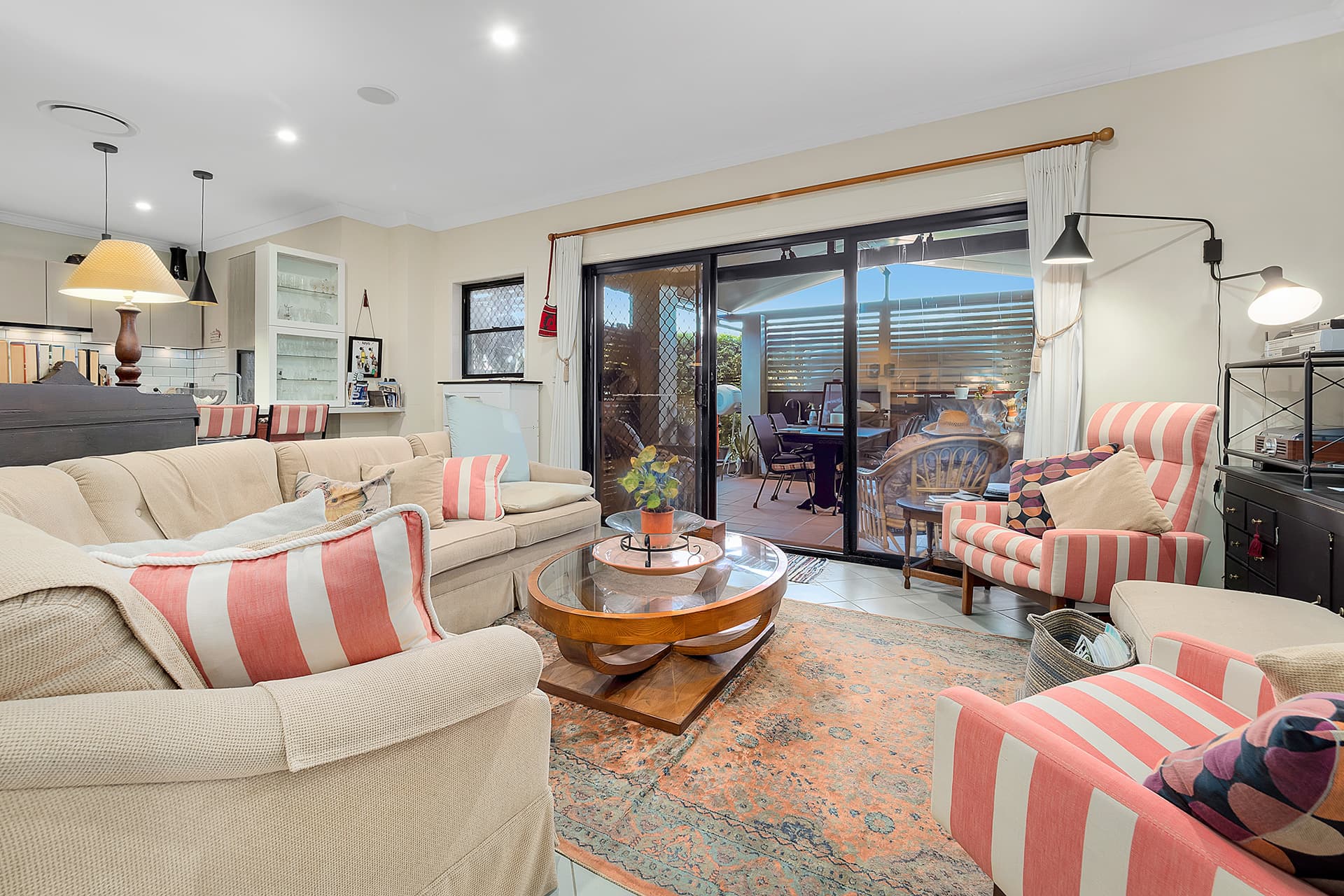 52 Ward Street, Indooroopilly - Thumbnail 2