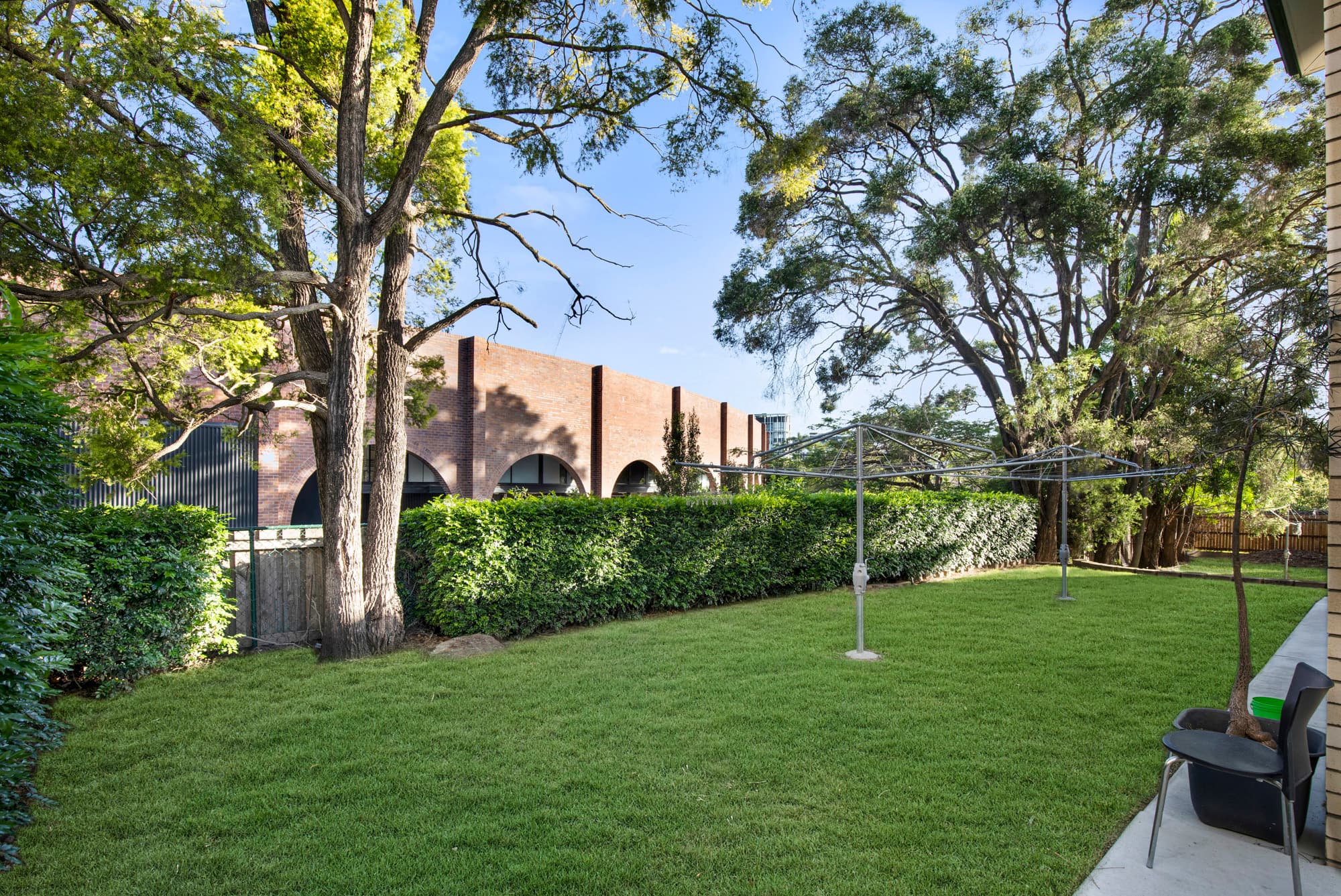 10/33 Bayliss Street, Toowong - Thumbnail 8
