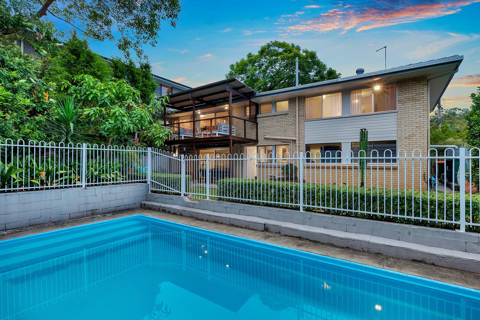 53 Clarina Street, Chapel Hill - Thumbnail 2