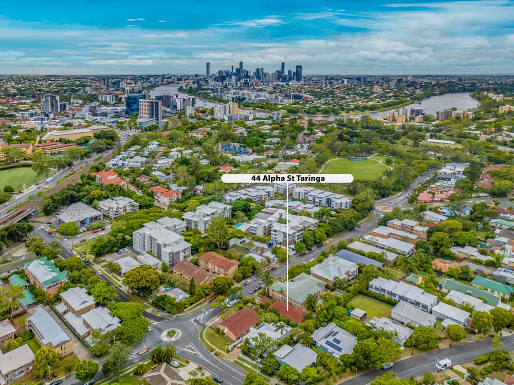 42 Alpha  Street, Taringa - Thumbnail 3