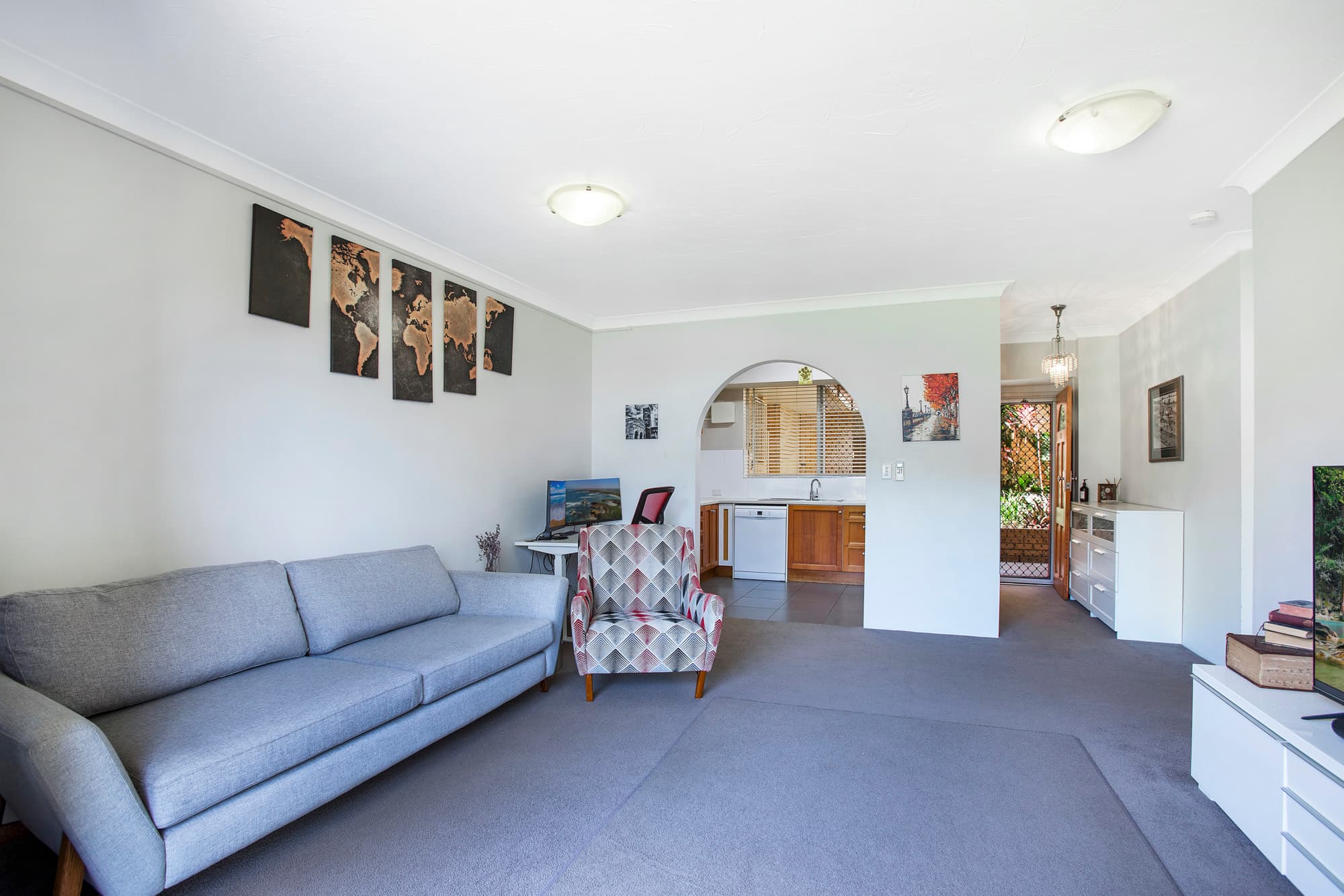 2/52 Sisley Street, St Lucia - Thumbnail 3