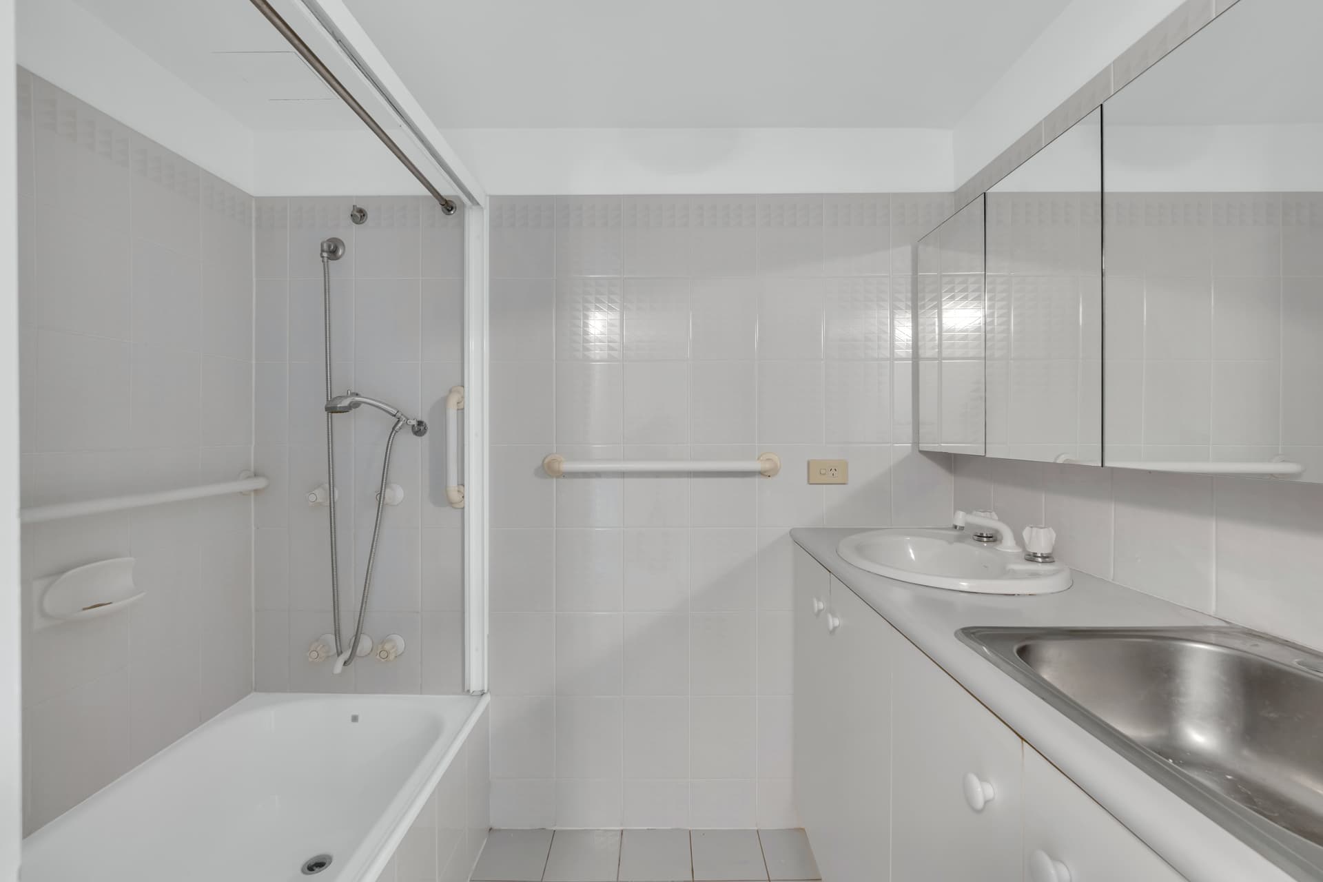 3/18 Cecil Street, Indooroopilly - Thumbnail 8
