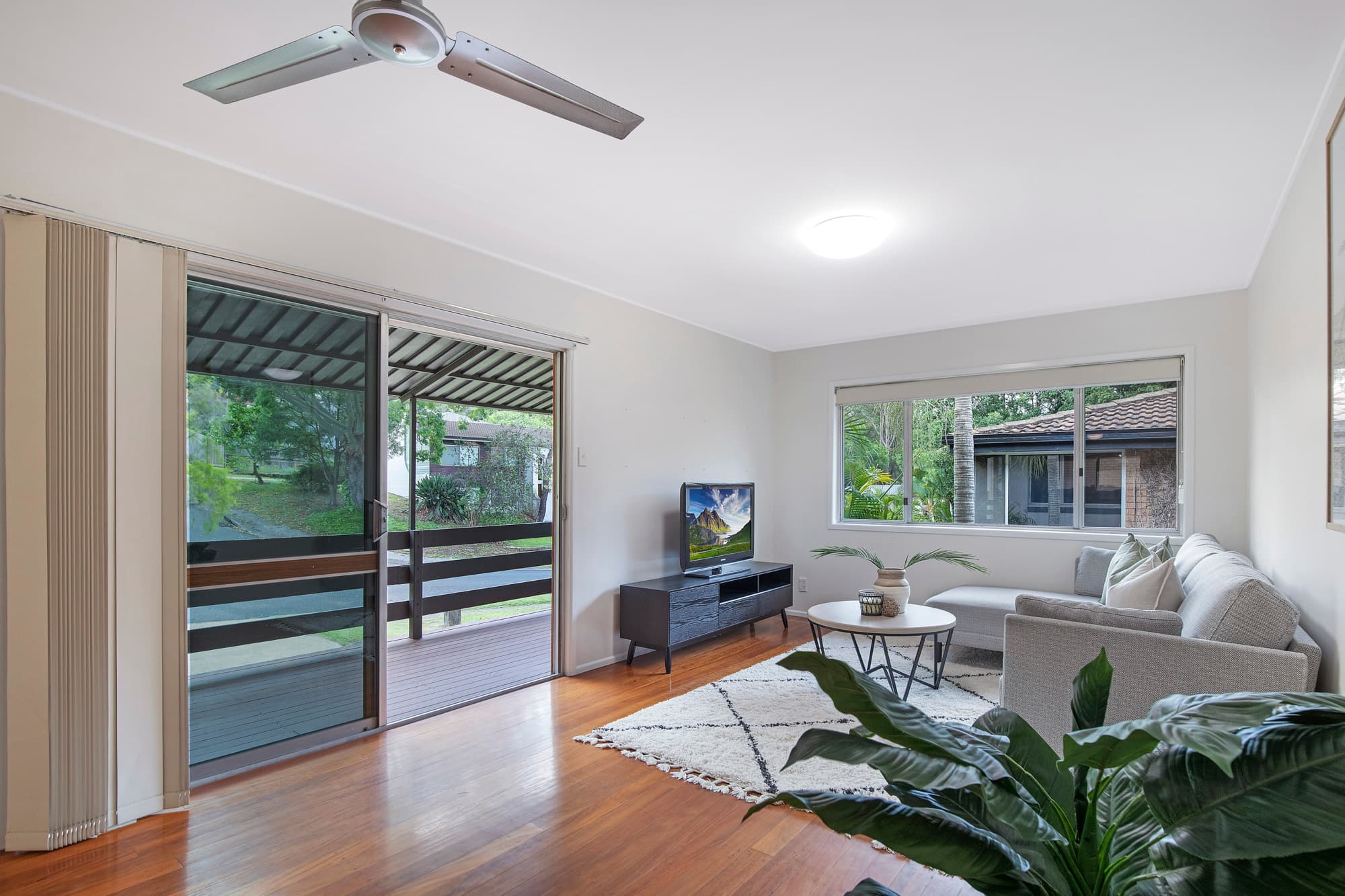80 Lant Street, Chapel Hill - Thumbnail 2