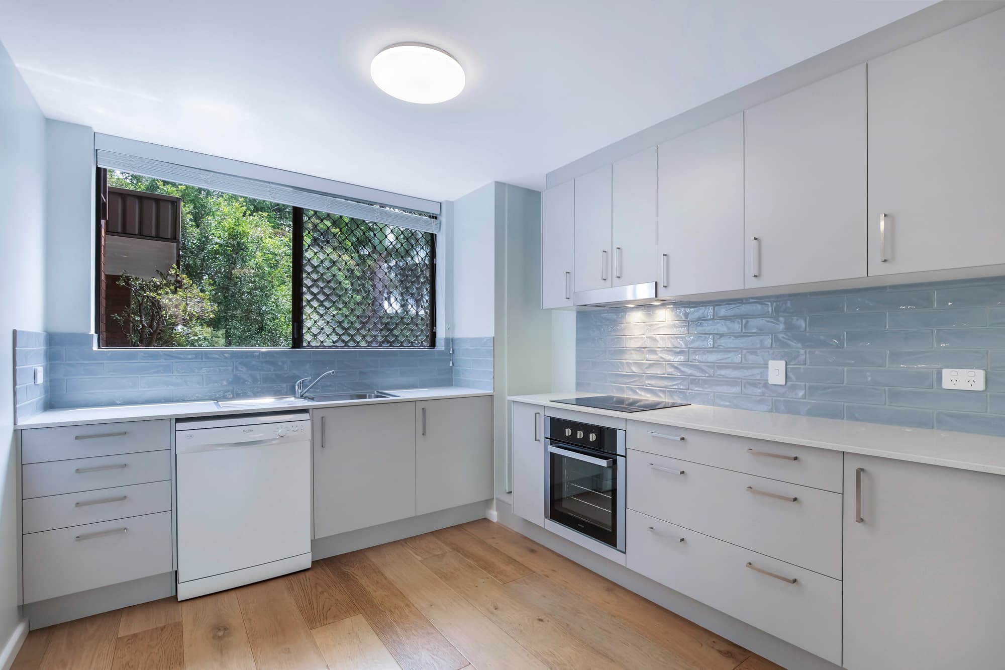 2/23 Mitre Street, St Lucia - Thumbnail 3