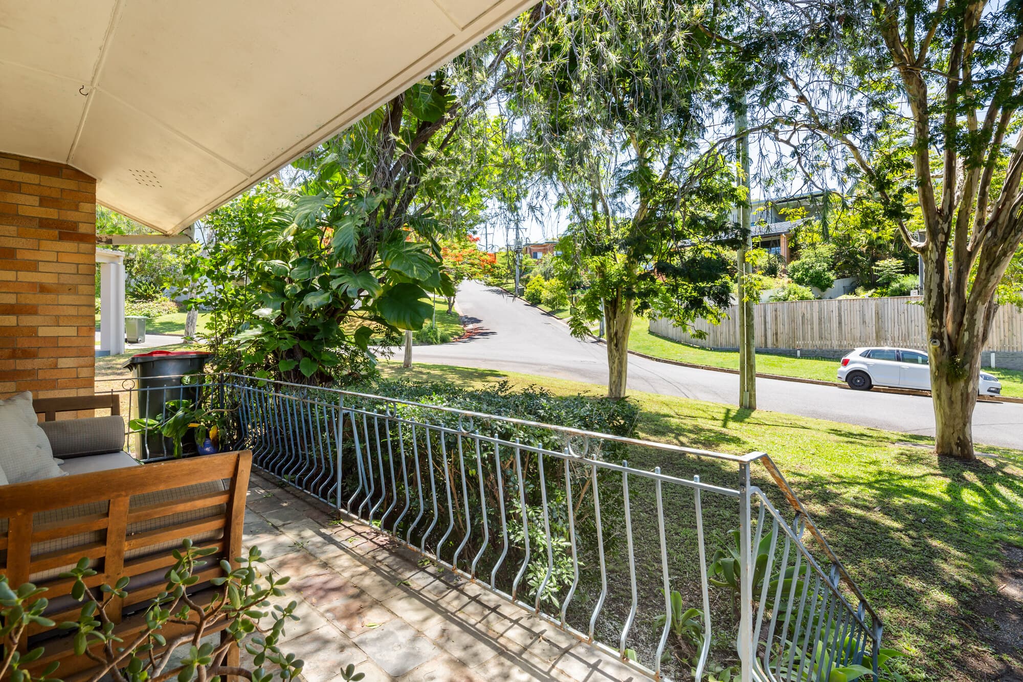 16 Rambler Street, Bardon - Thumbnail 7