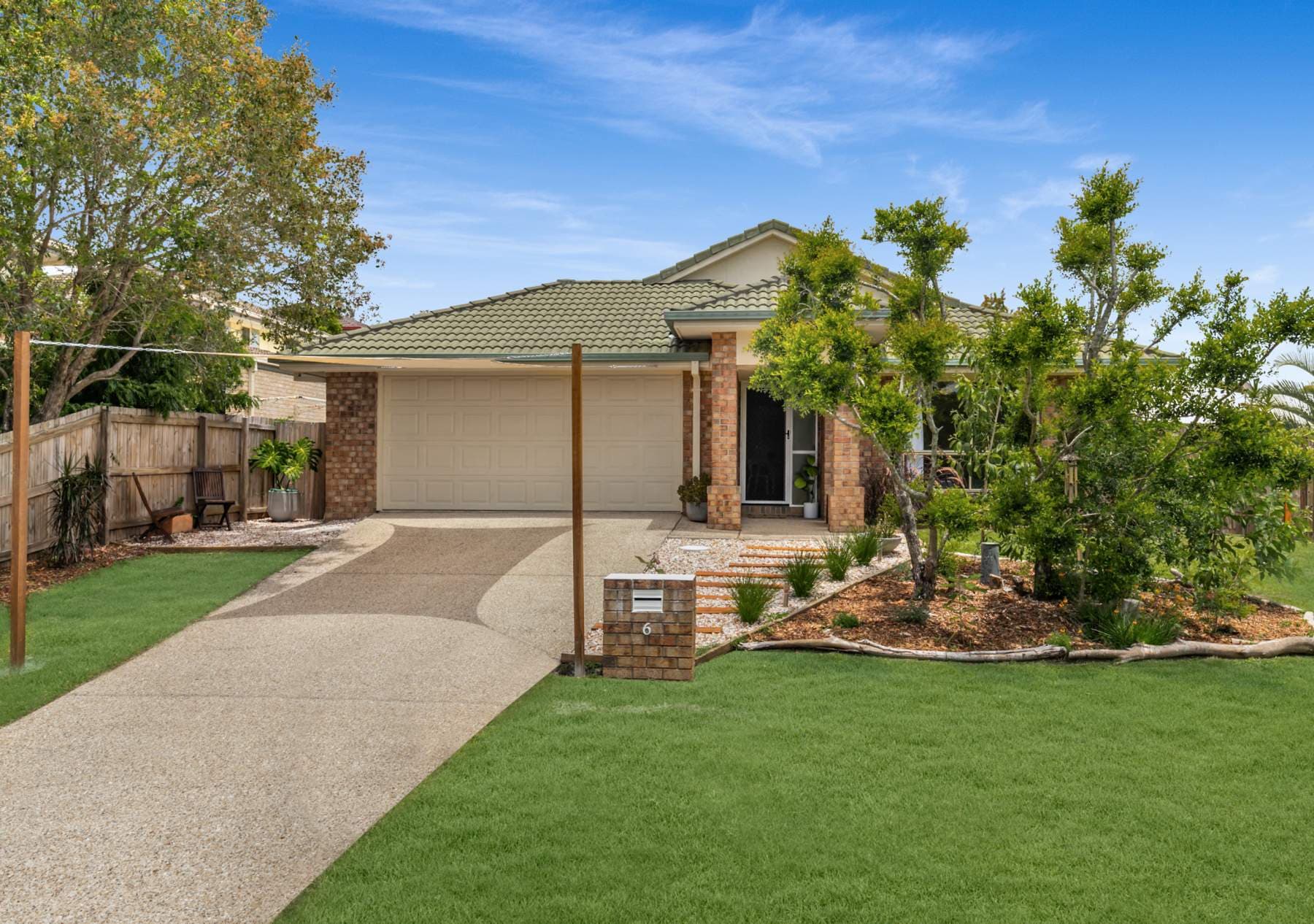 6 Woodswallow Place, Bellbowrie - Image 1