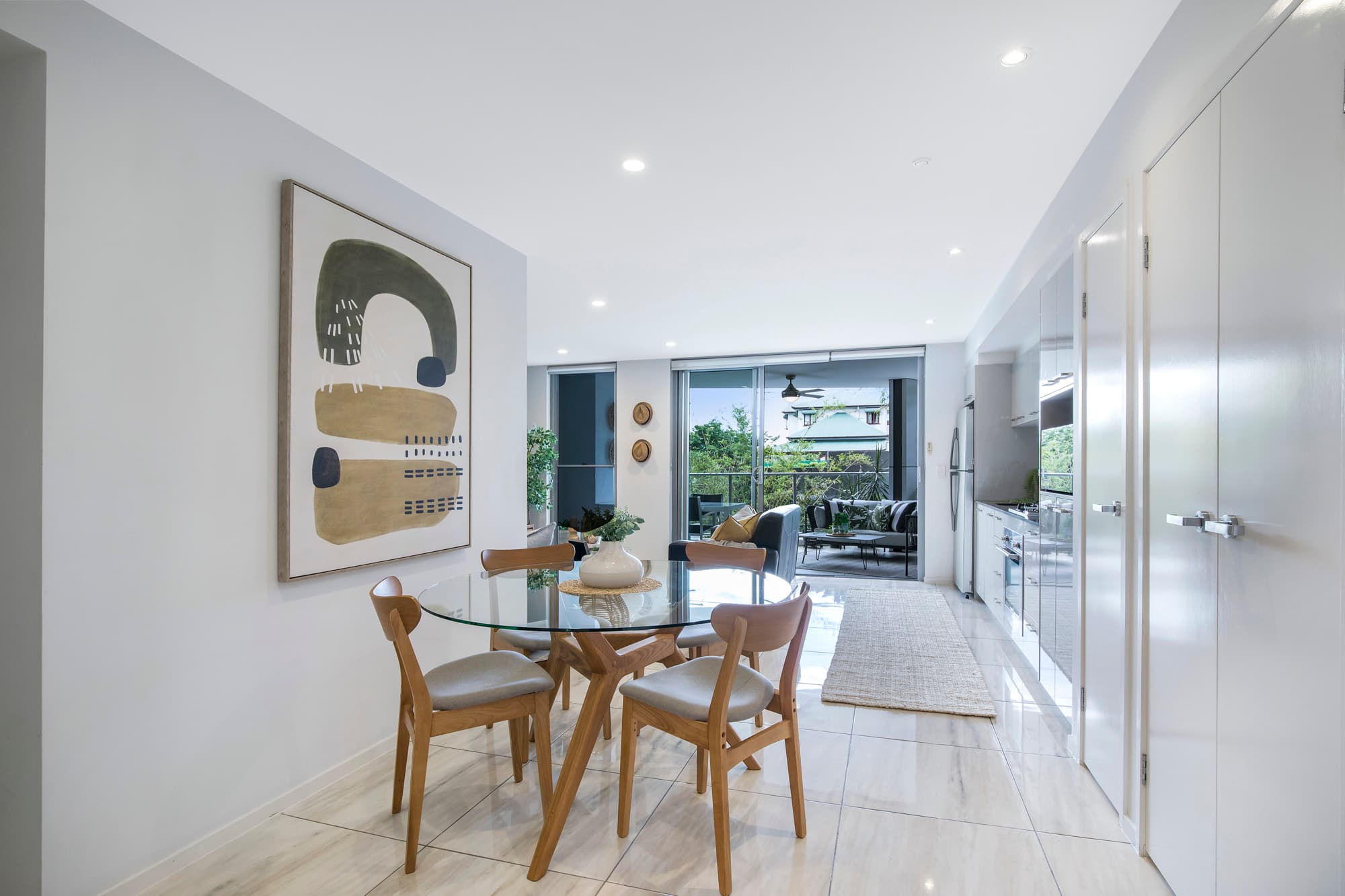 14/141 Dornoch Terra..., Highgate Hill - Thumbnail 3