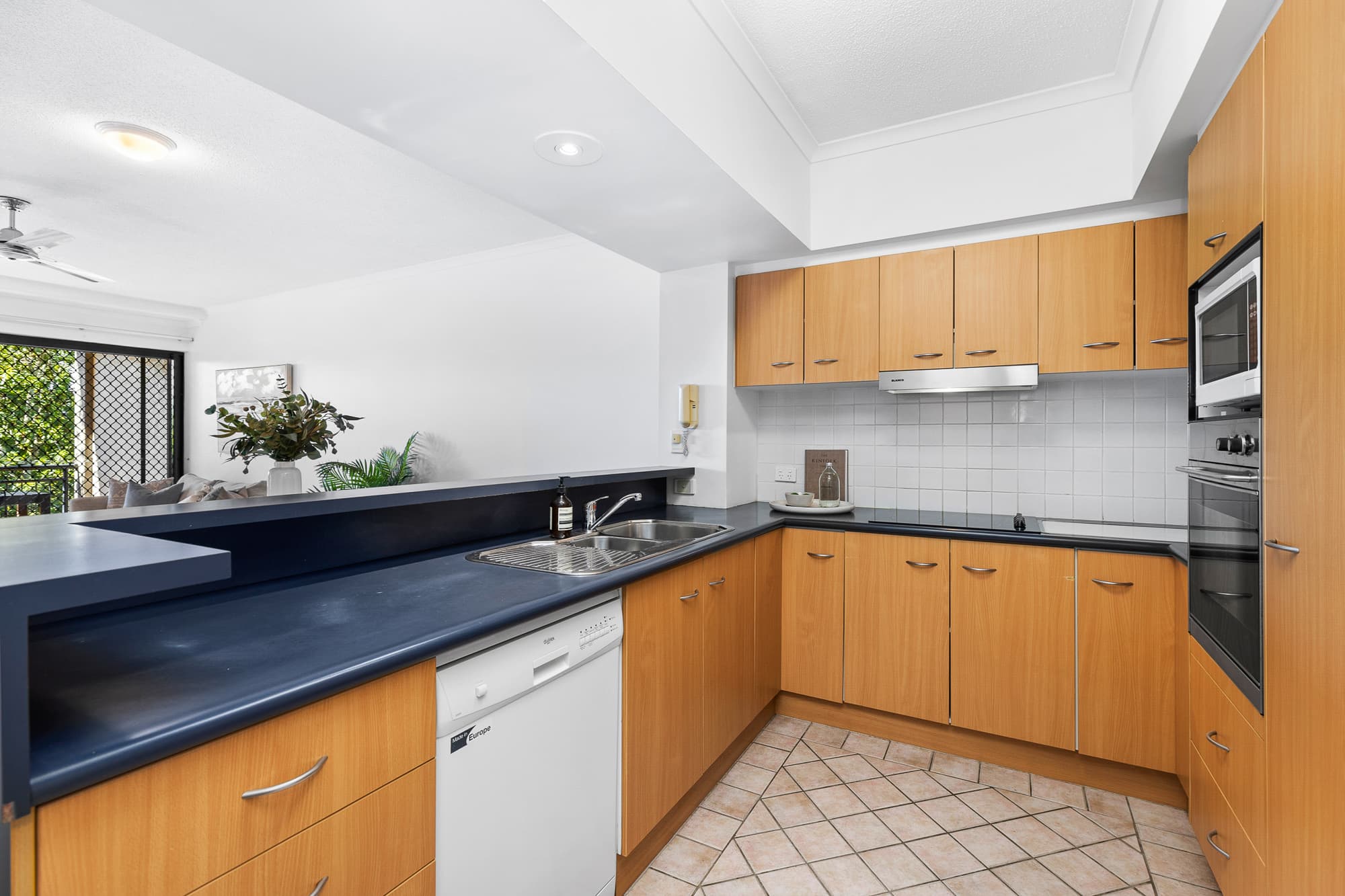 6/110 Indooroopilly ..., Taringa - Thumbnail 4