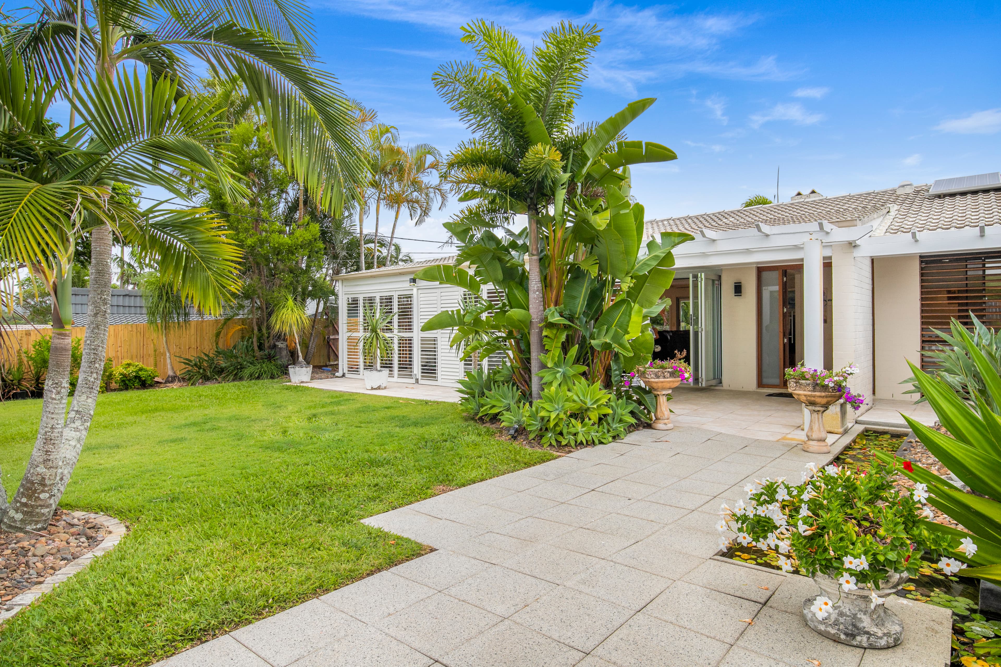 5 Melita Street, Kenmore - Image 1