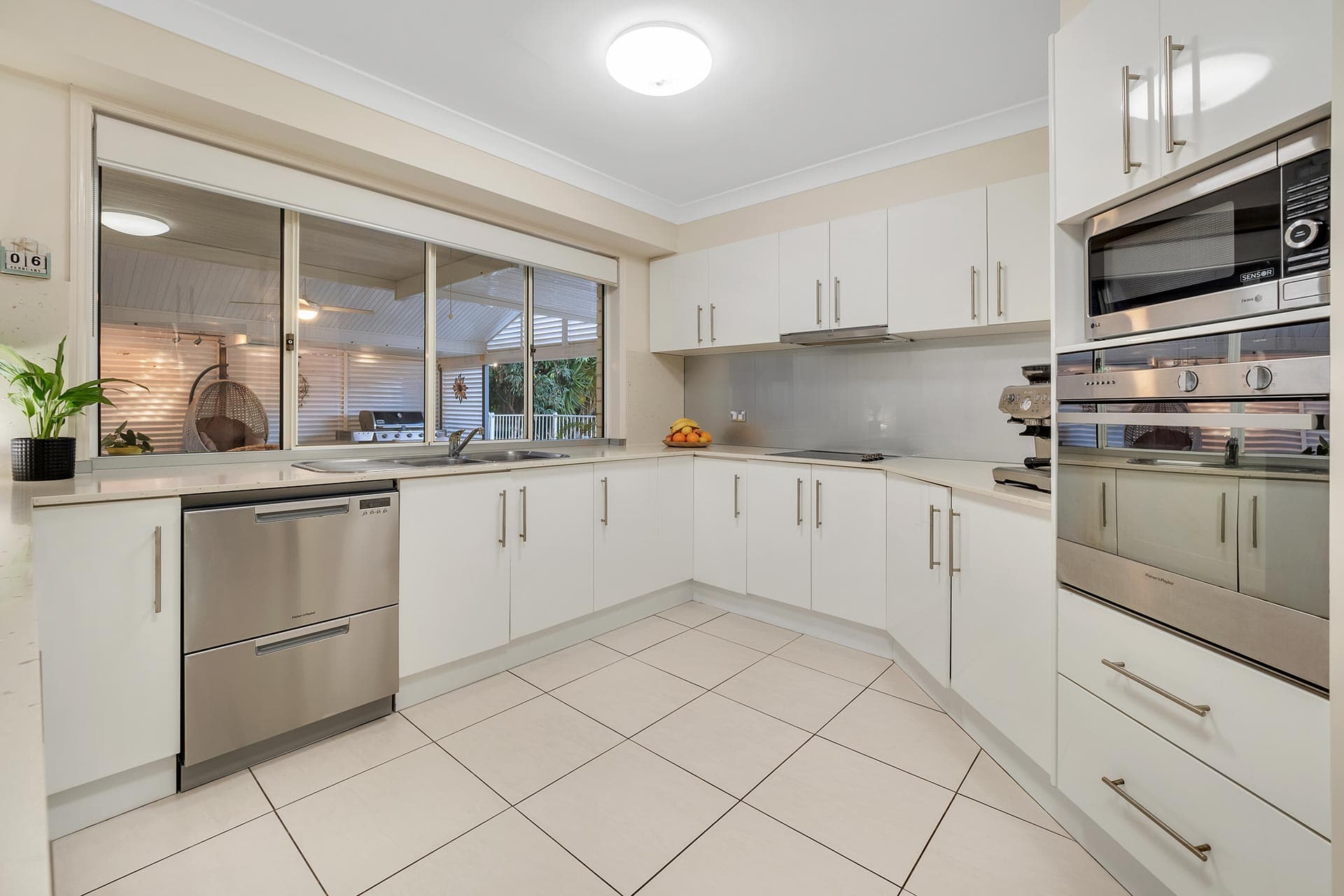 8 Blackbutt Place, Brookfield - Thumbnail 5