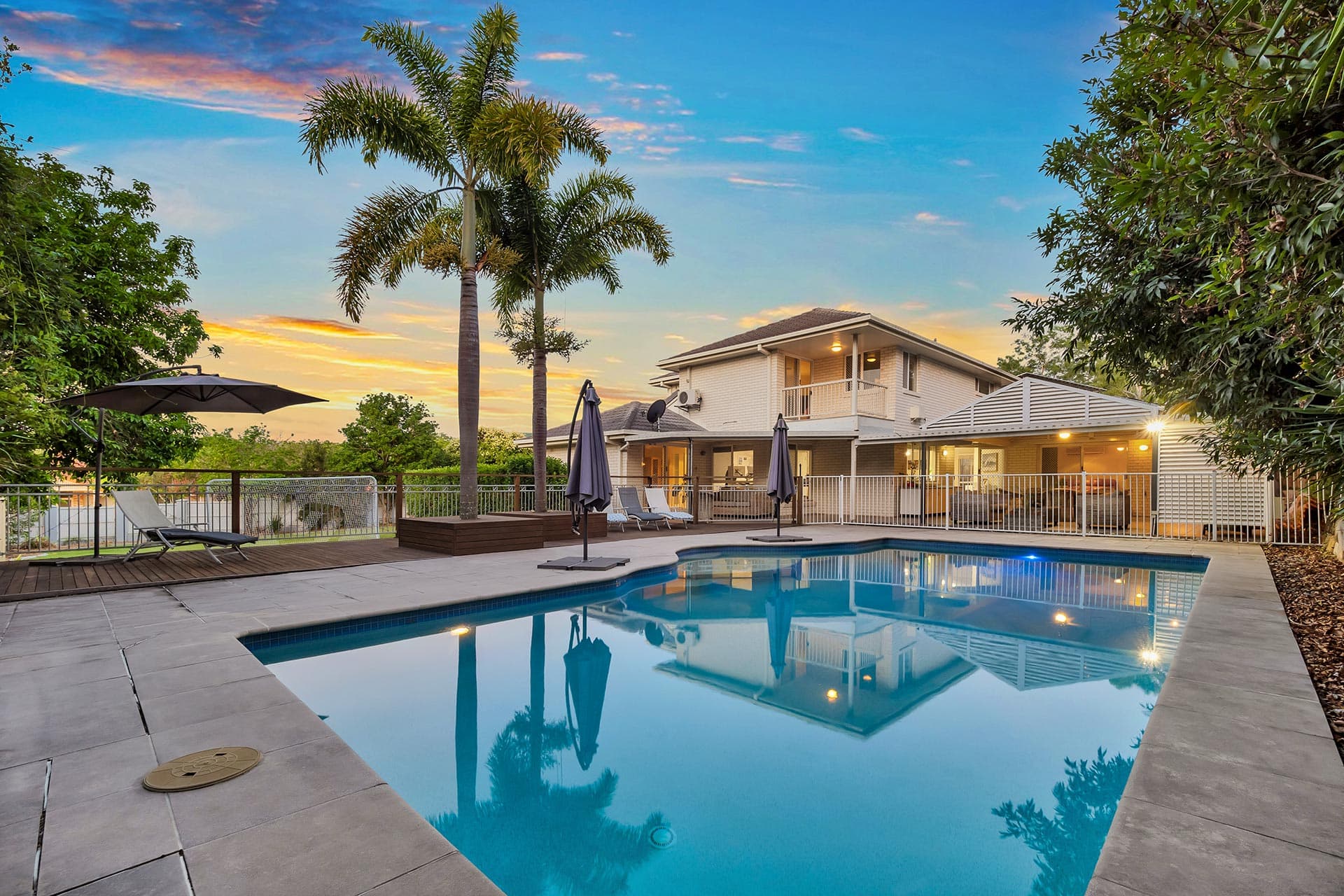 8 Blackbutt Place, Brookfield - Thumbnail 2
