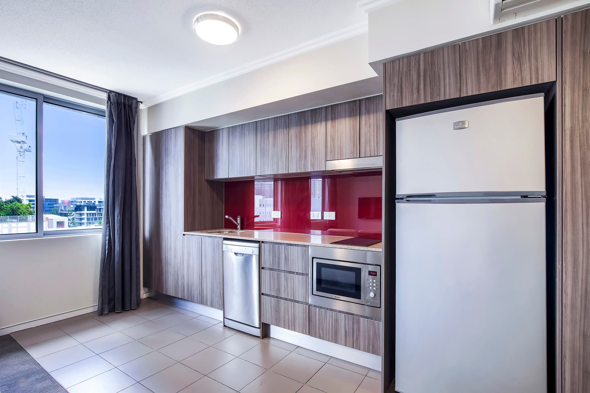 807/35 Peel Street, South Brisbane - Thumbnail 4