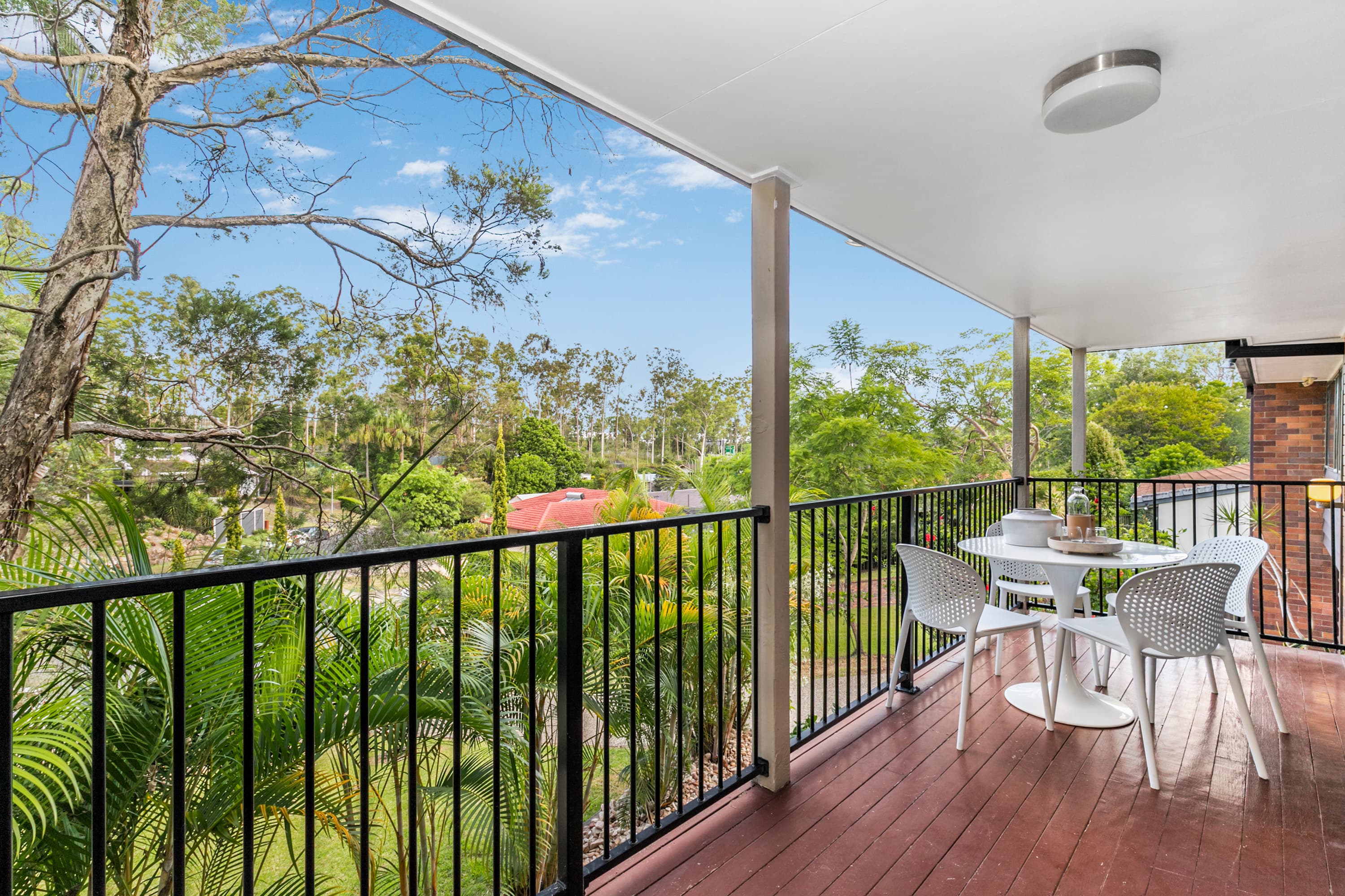 1 Lant Street, Chapel Hill - Thumbnail 3