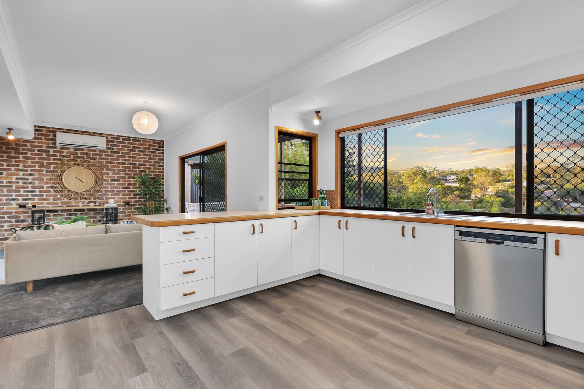48 Ludlow Street, Chapel Hill - Thumbnail 8