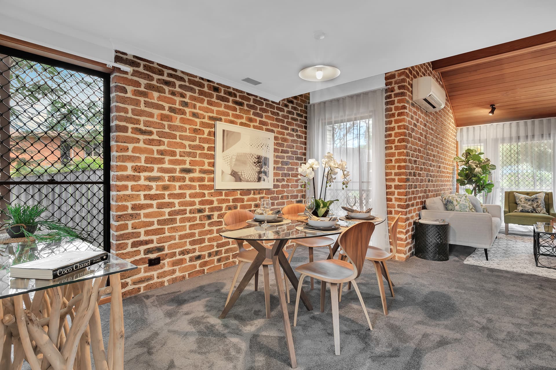 48 Ludlow Street, Chapel Hill - Thumbnail 4