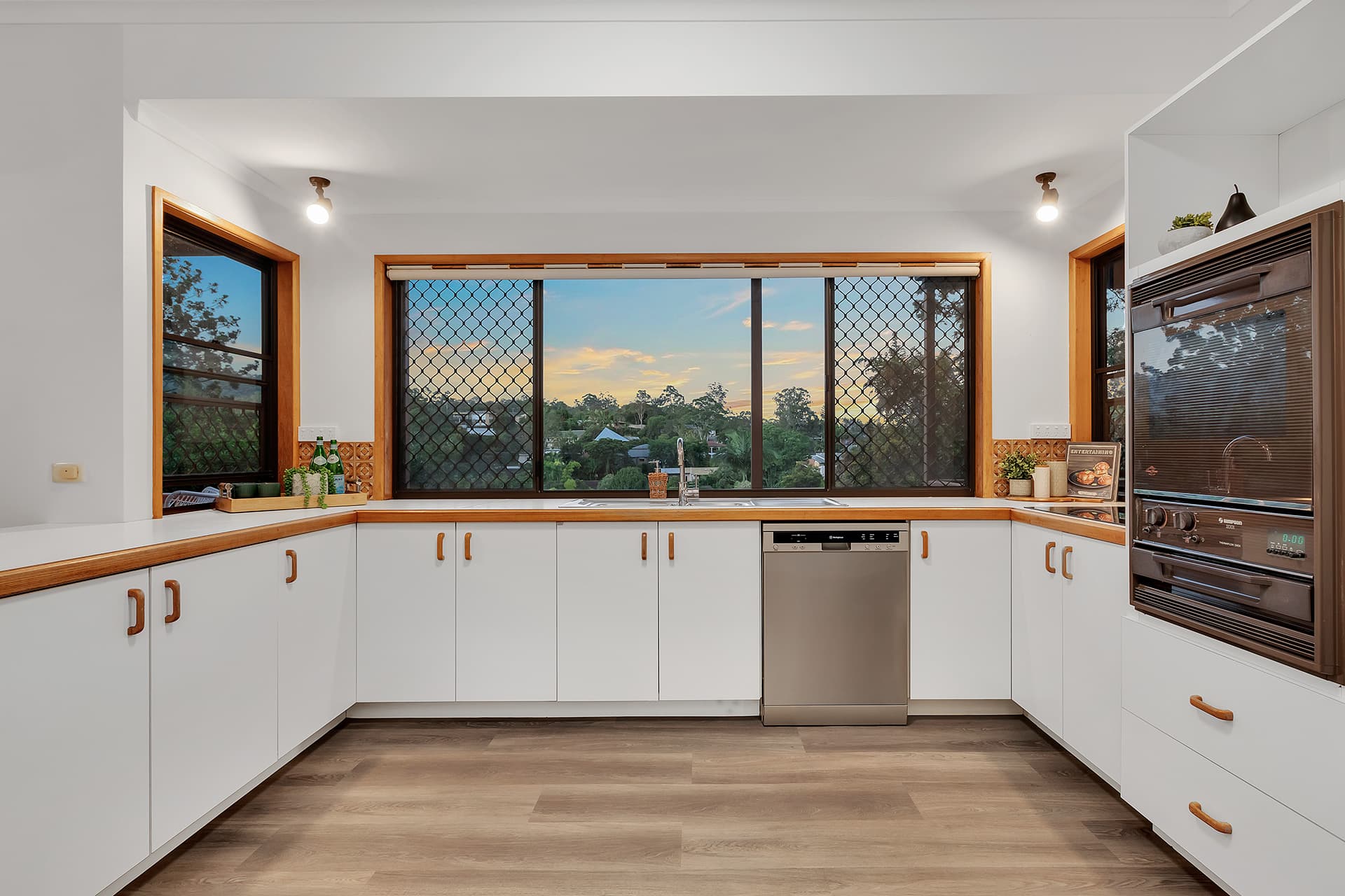 48 Ludlow Street, Chapel Hill - Thumbnail 6
