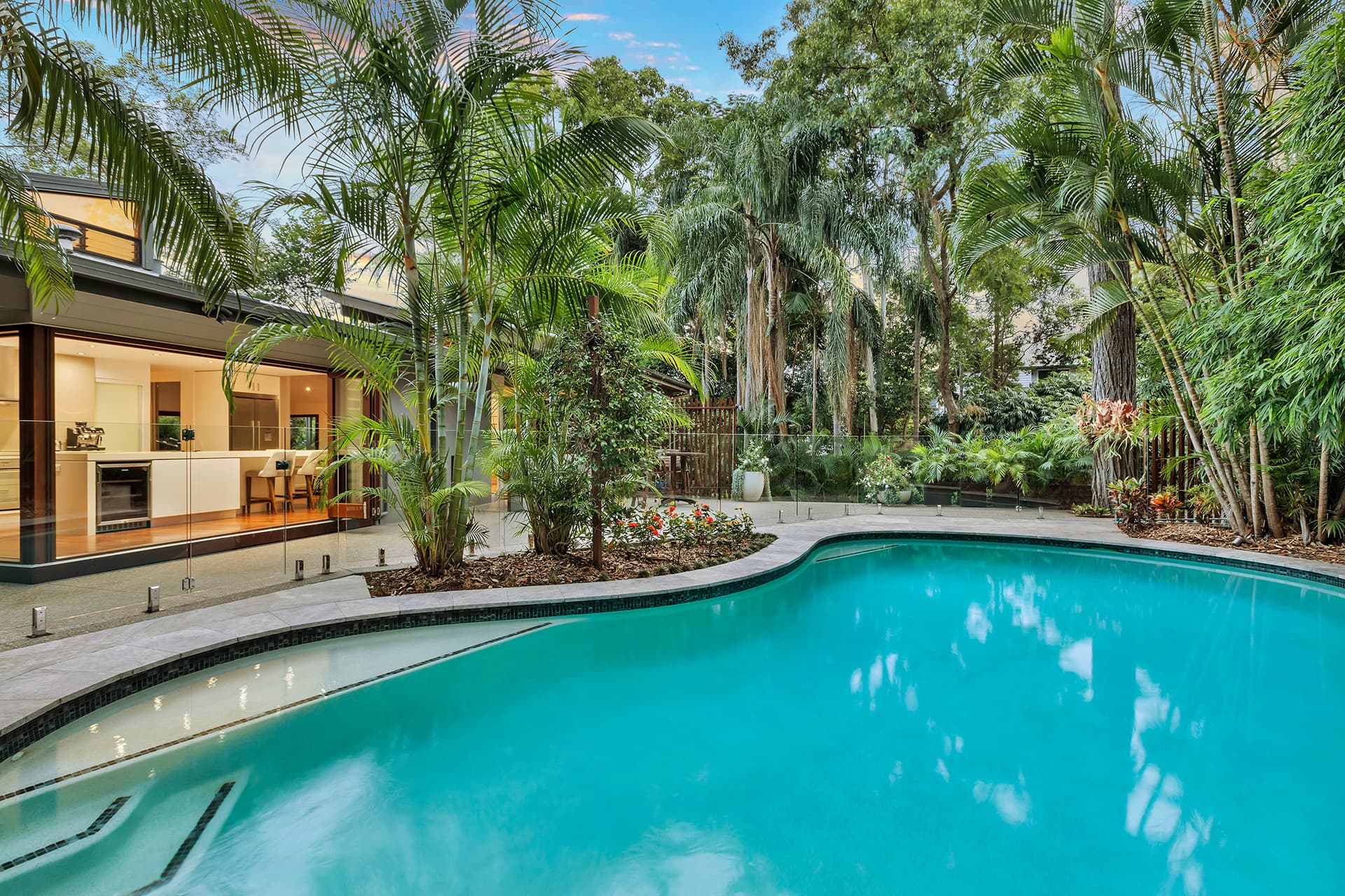 63 Chapel Hill Road, Chapel Hill - Thumbnail 2