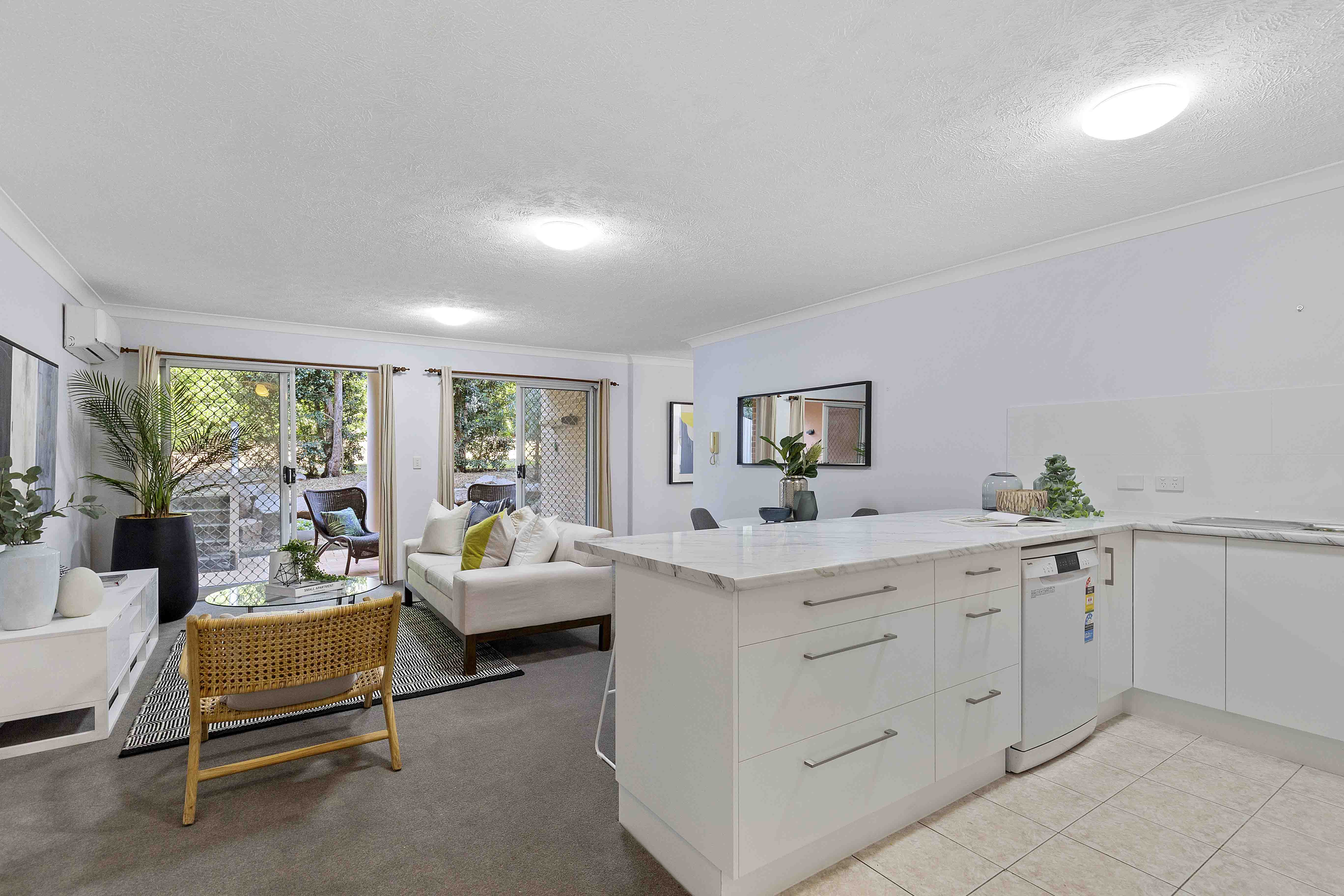 4/38 Alpha Street, Taringa - Image 1