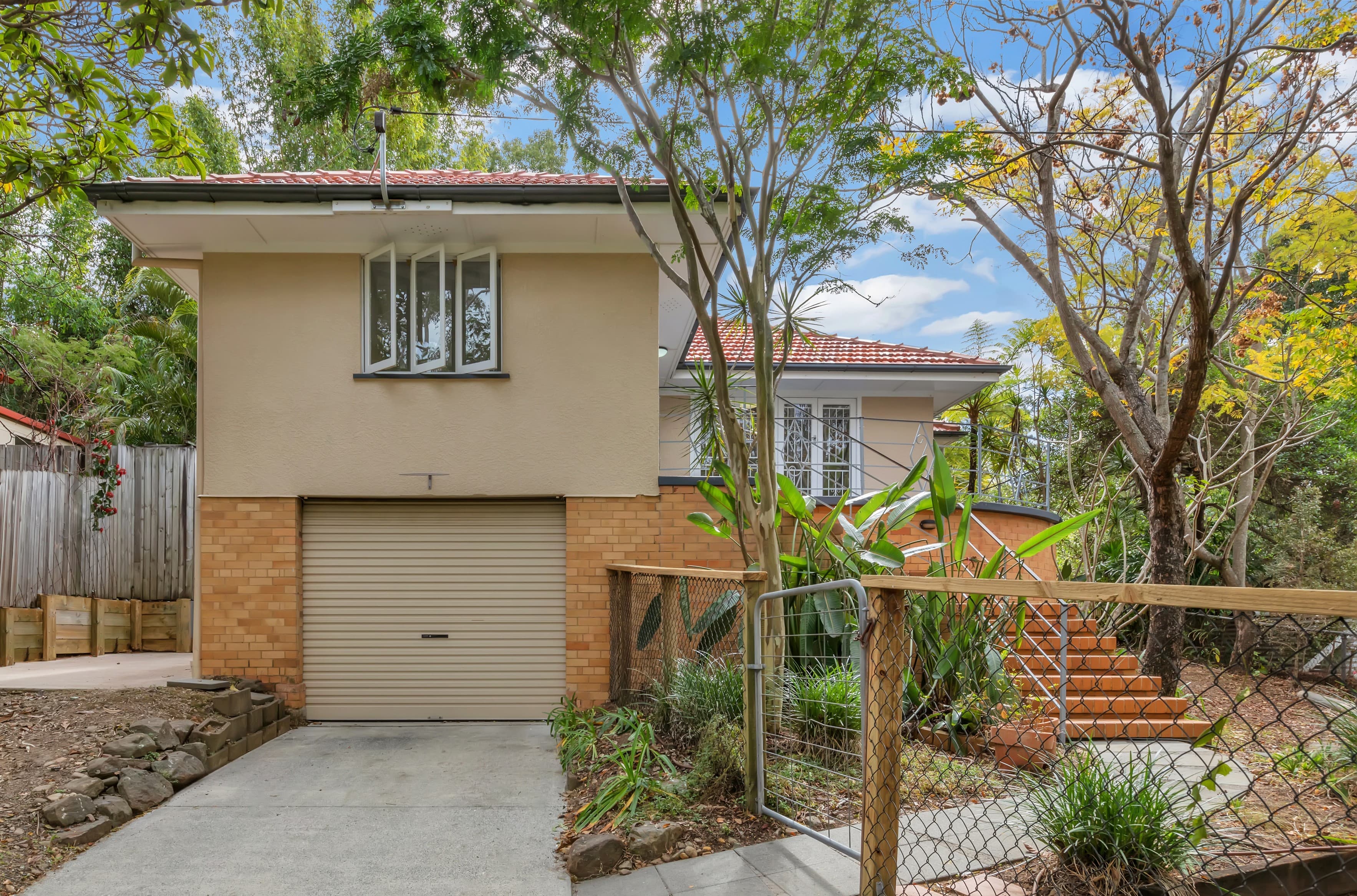 677 Moggill Road, Chapel Hill - Image 1