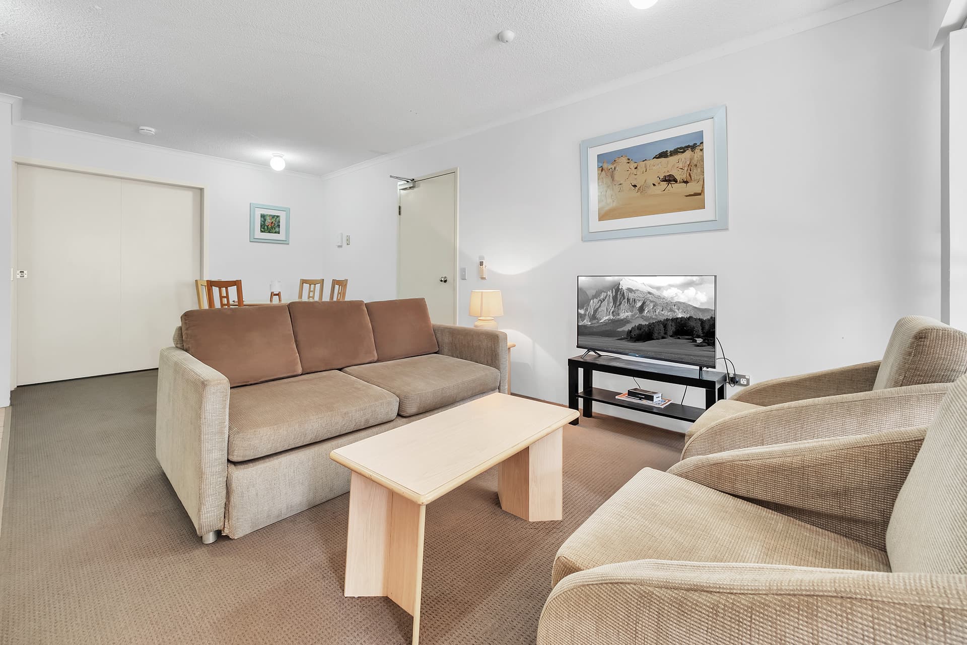 11/2 Waverley Road, Taringa - Thumbnail 4