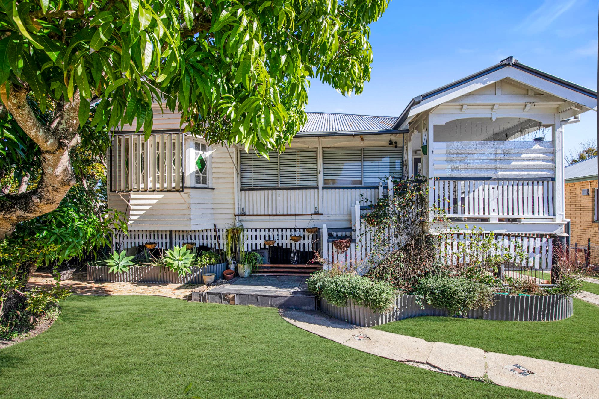 9 Coolibah Street, Silkstone - Image 1