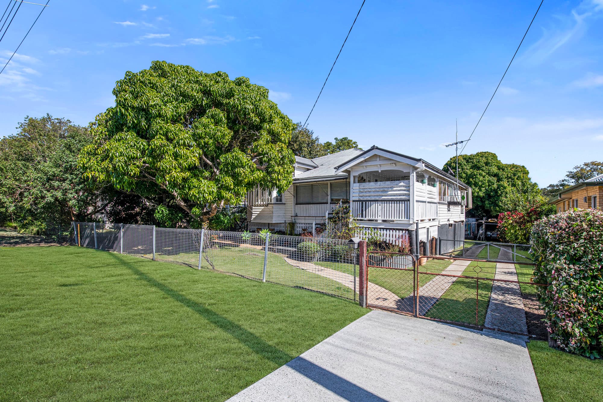 9 Coolibah Street, Silkstone - Thumbnail 4