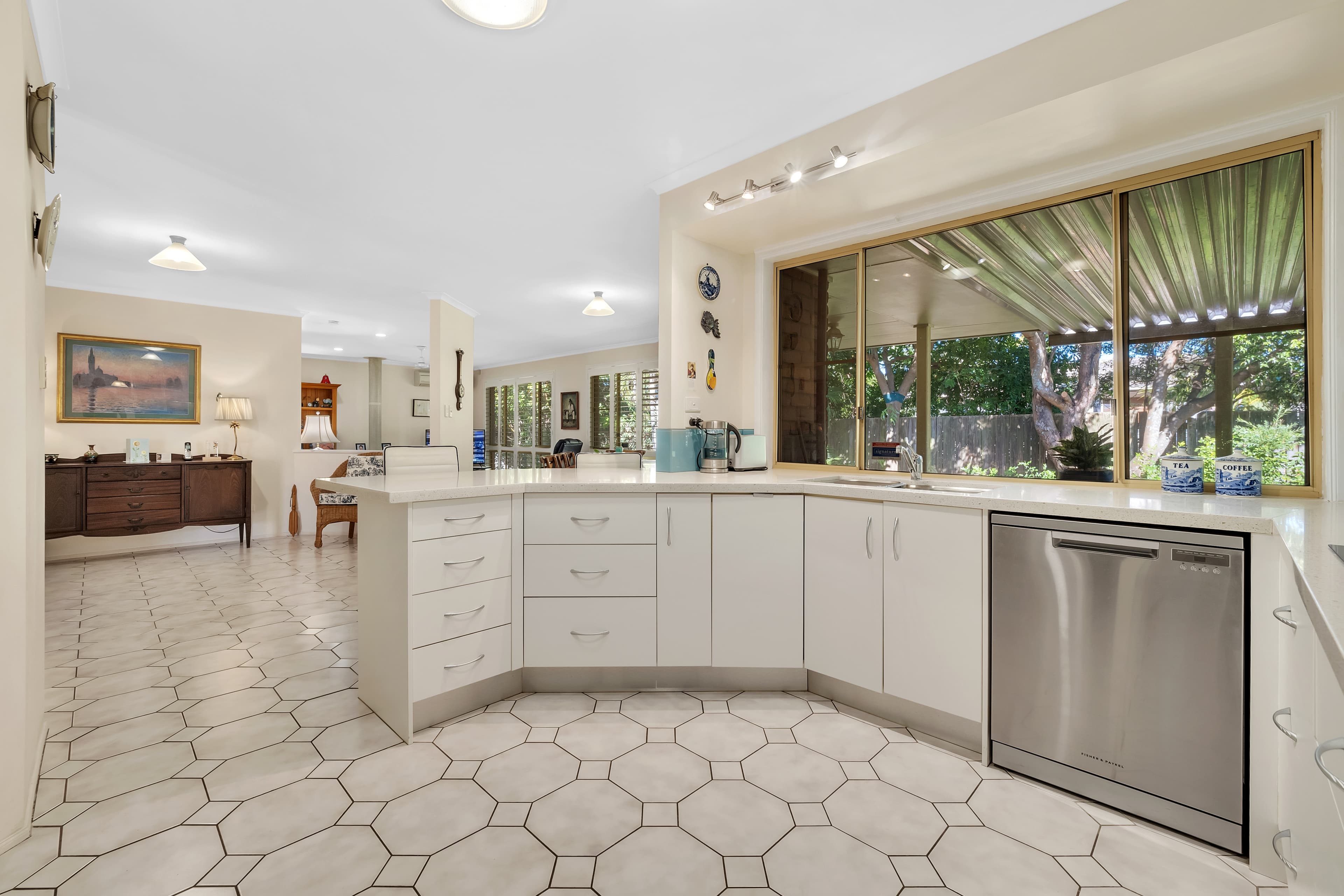 9 Tangmere Street, Chapel Hill - Thumbnail 5