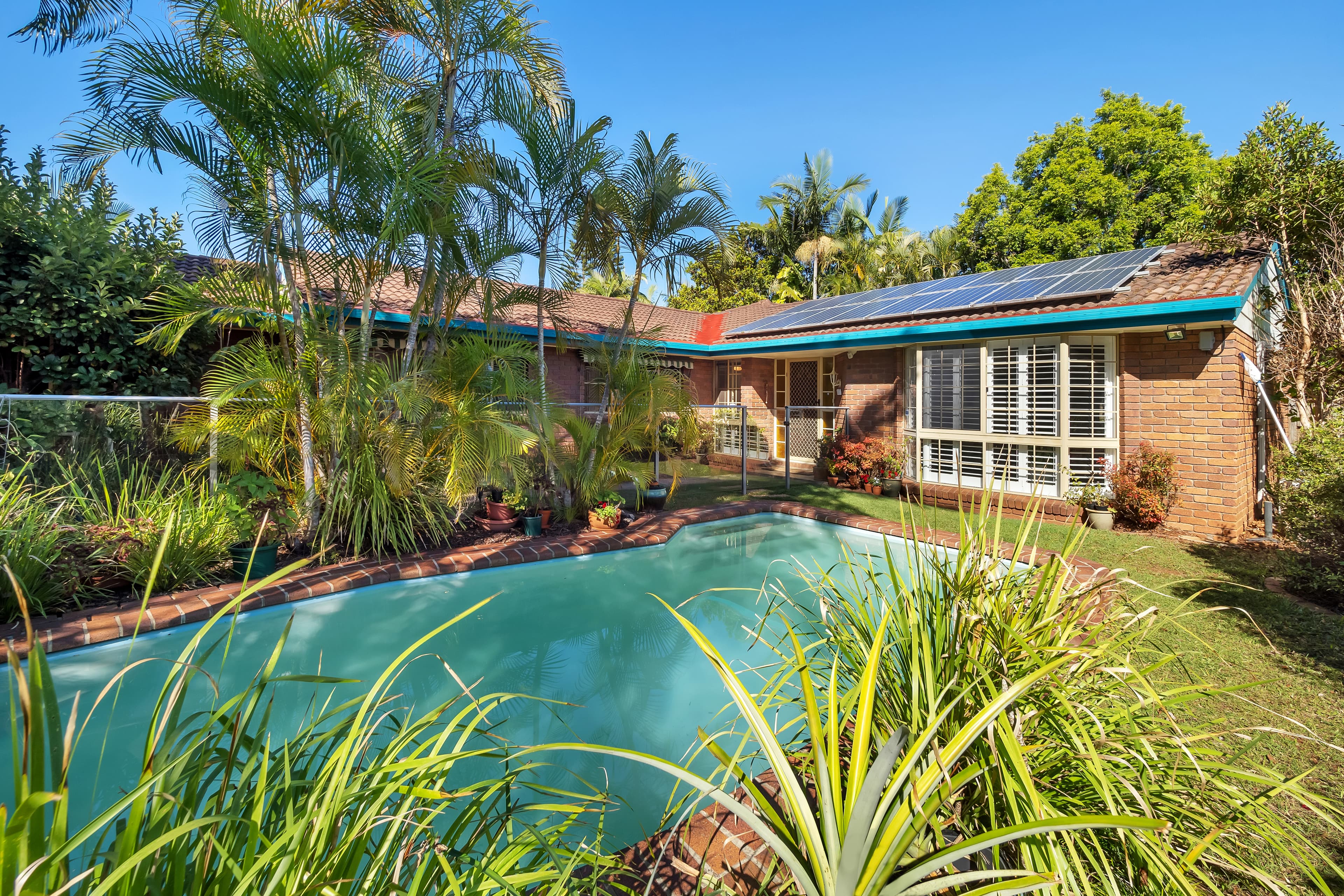 9 Tangmere Street, Chapel Hill - Image 1