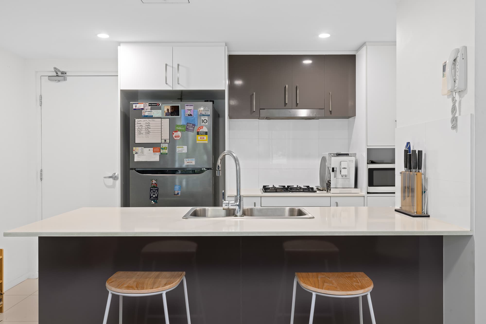 2/16 Kings Road, Taringa - Thumbnail 2