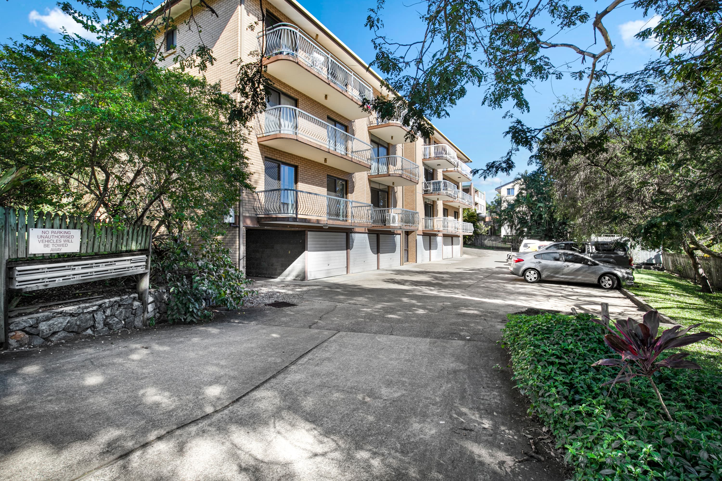 2/15 Earle Lane, Toowong - Thumbnail 4