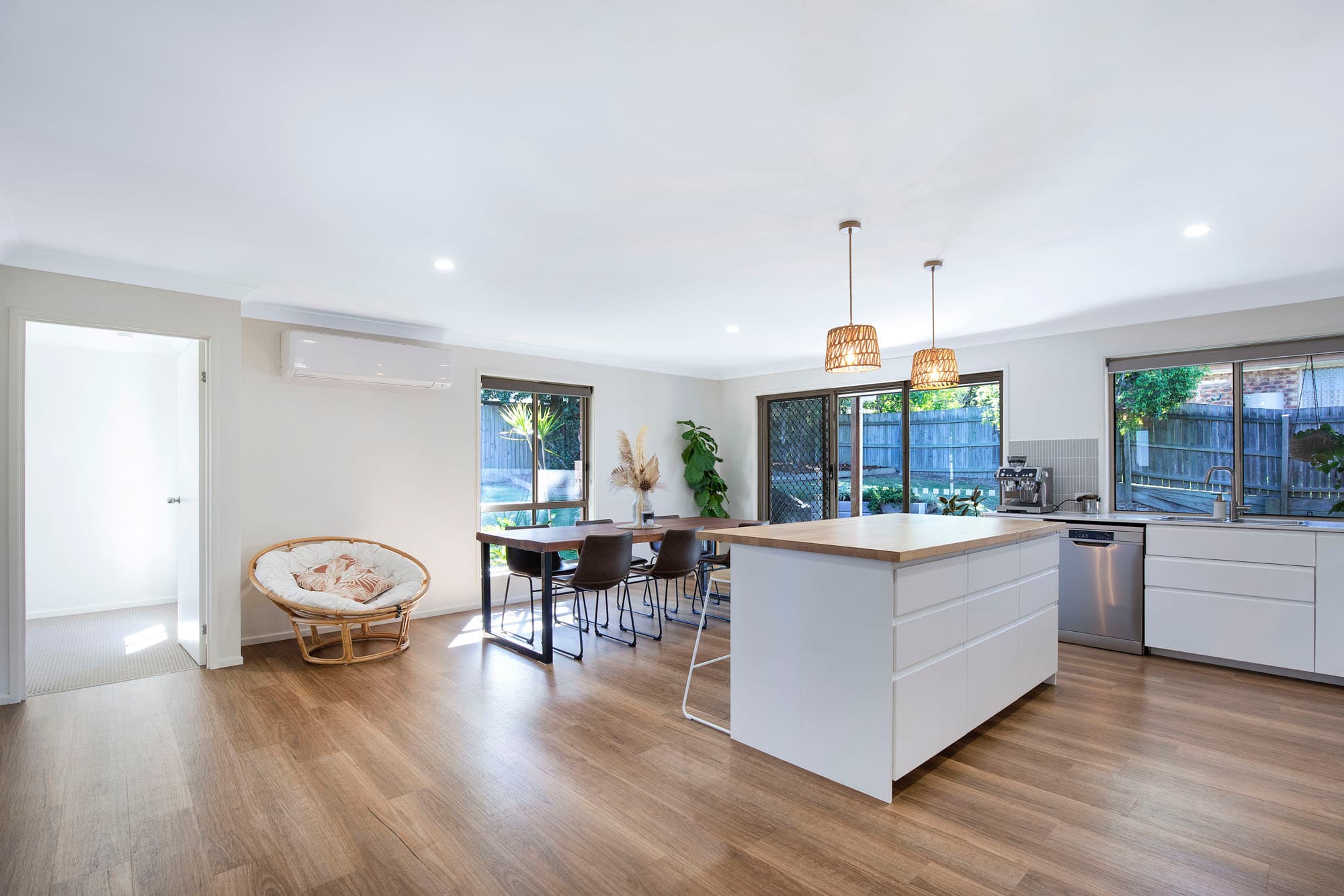 407 Sumners Road, Riverhills - Thumbnail 5