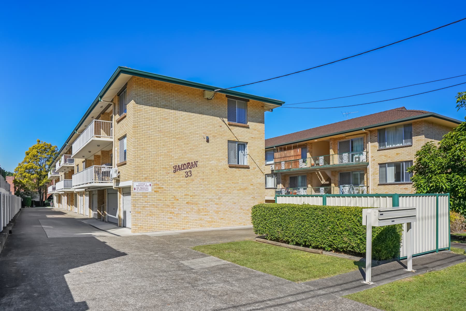 7/33 Bayliss Street, Toowong - Image 1