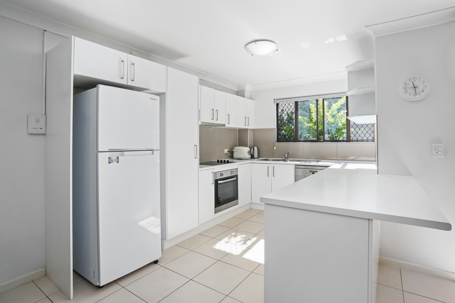 2/20 Brisbane Street, St Lucia - Thumbnail 4